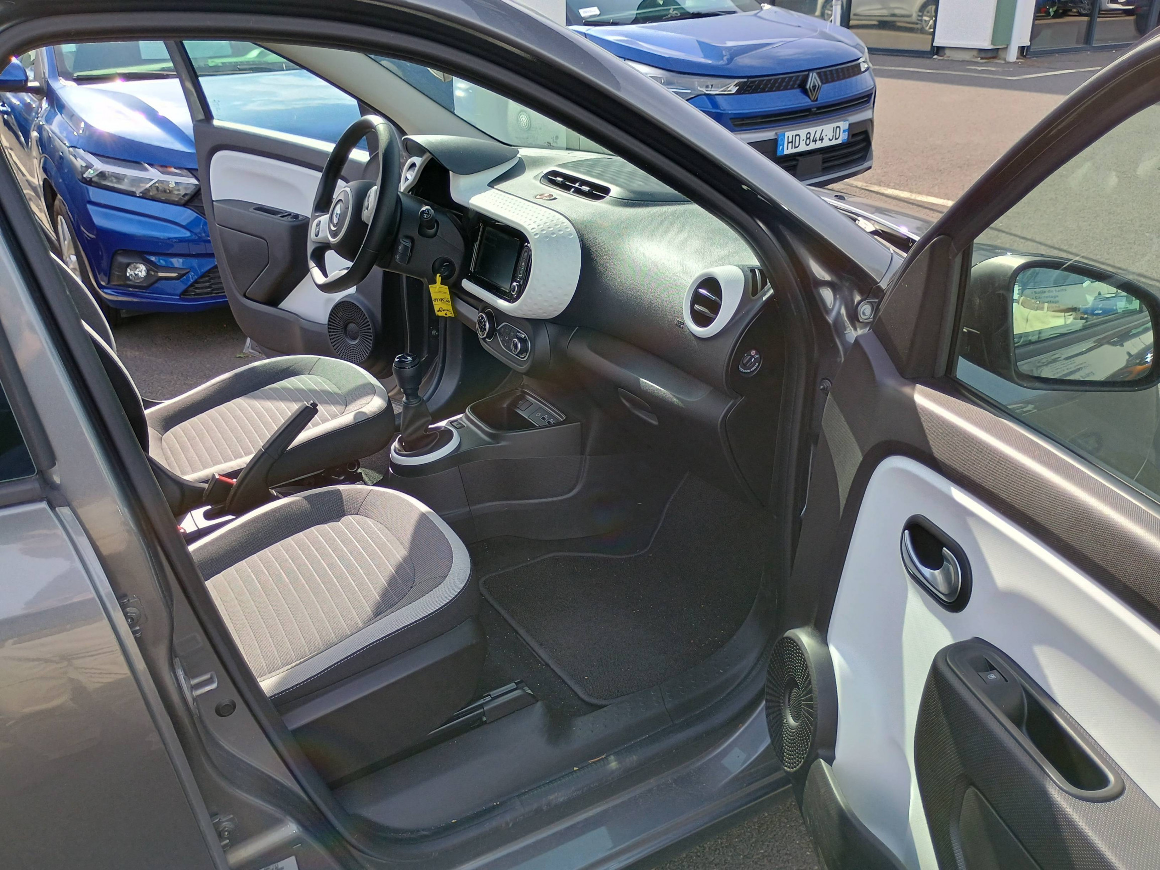 Vente en ligne Renault Twingo 3  SCe 65 au prix de 13 700 €