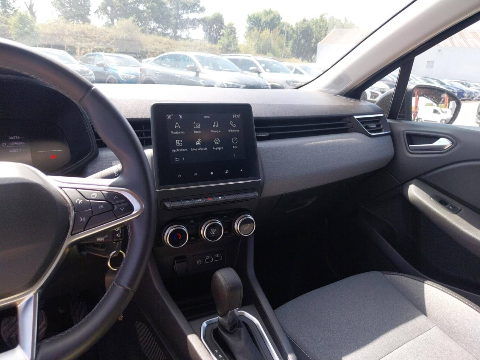 Vente en ligne Renault Clio 5 Clio E-Tech full hybrid 145 ch GSR2 au prix de 16 900 €
