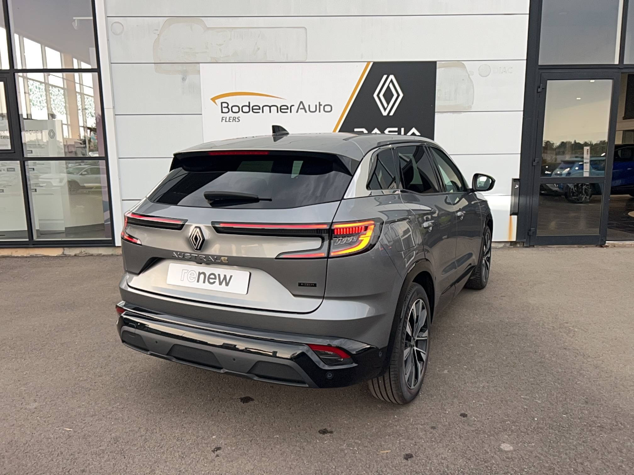 Vente en ligne Renault Austral  E-Tech hybrid 200 au prix de 23 490 €