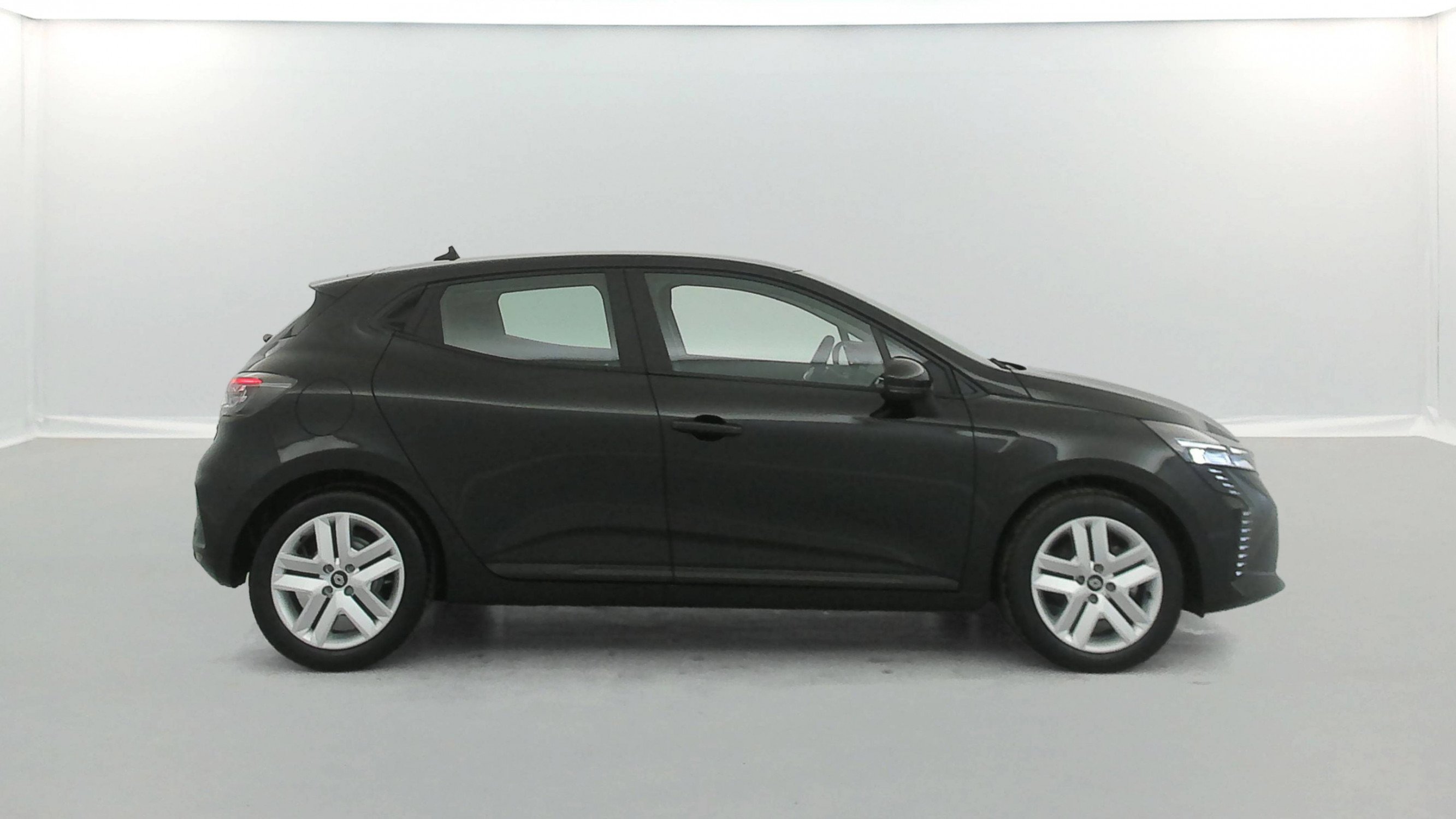 Vente en ligne Renault Clio 5 Clio E-Tech full hybrid 145 ch GSR2 au prix de 19 990 €