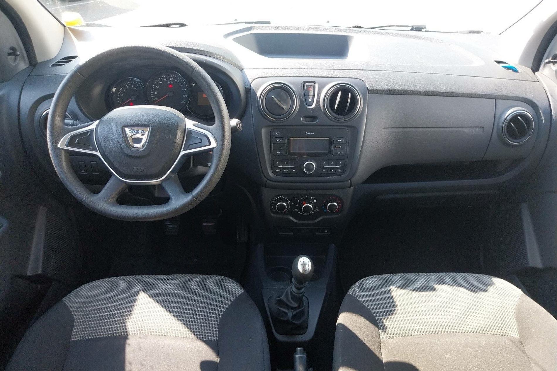 Vente en ligne Dacia Lodgy  Blue dCi 95 7 places au prix de 12 990 €