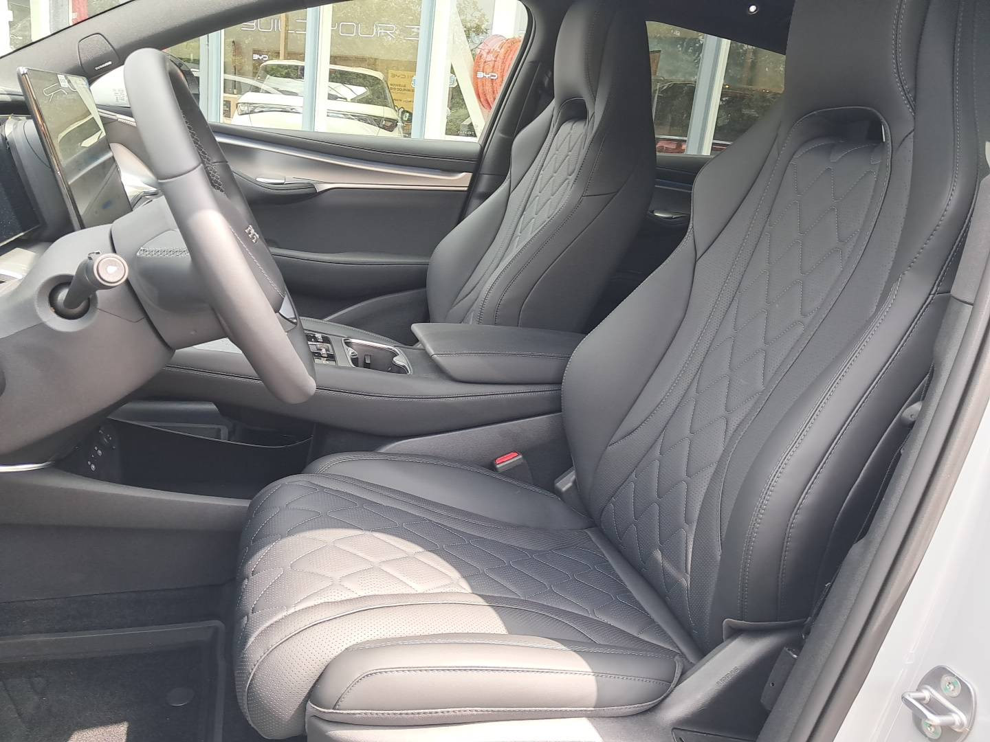 Vente en ligne Byd Sealion 7  91.3 kWh 530ch AWD au prix de 48 990 €