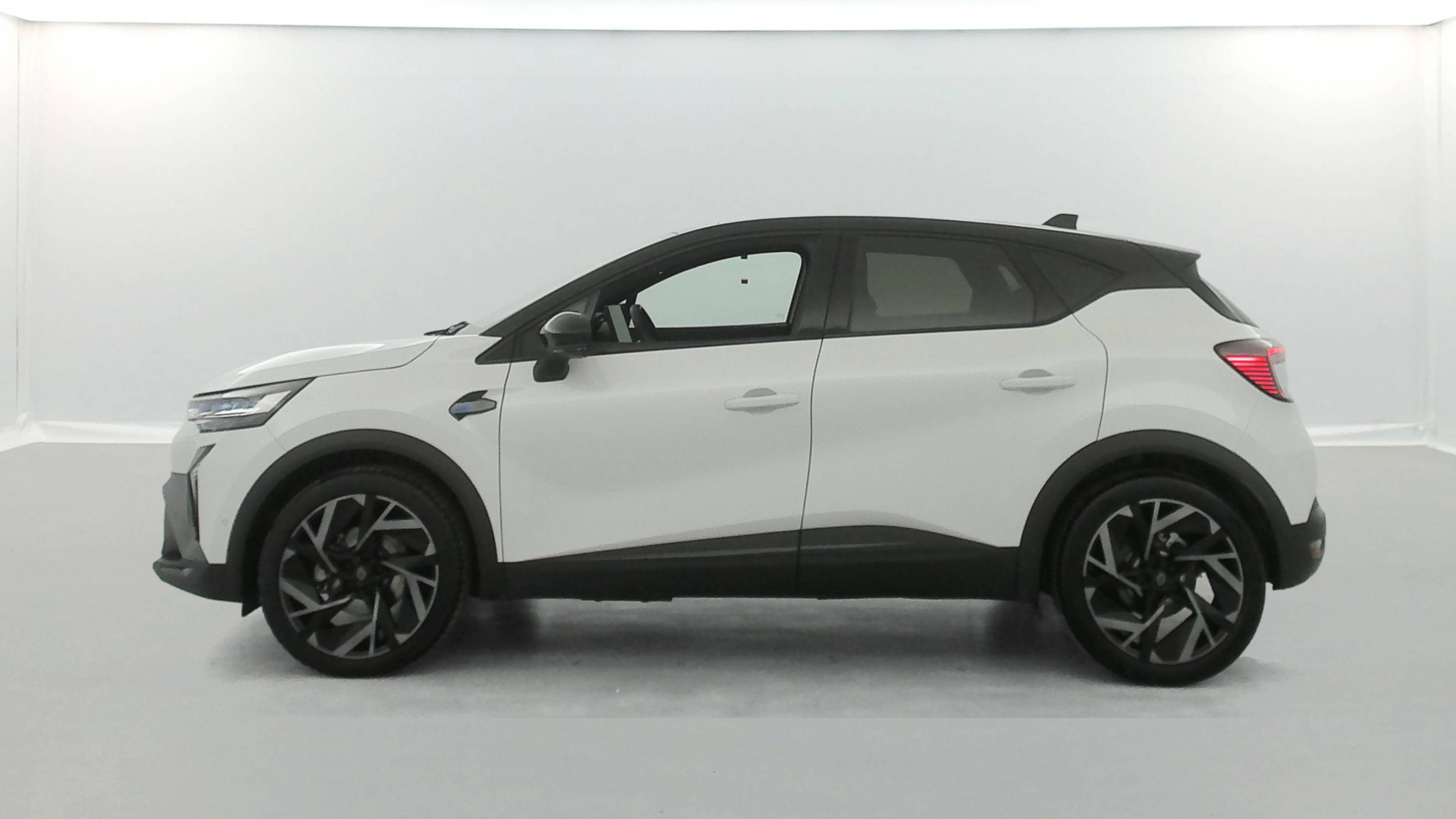 Vente en ligne Renault Captur  E-Tech full hybrid 145 ch au prix de 25 790 €