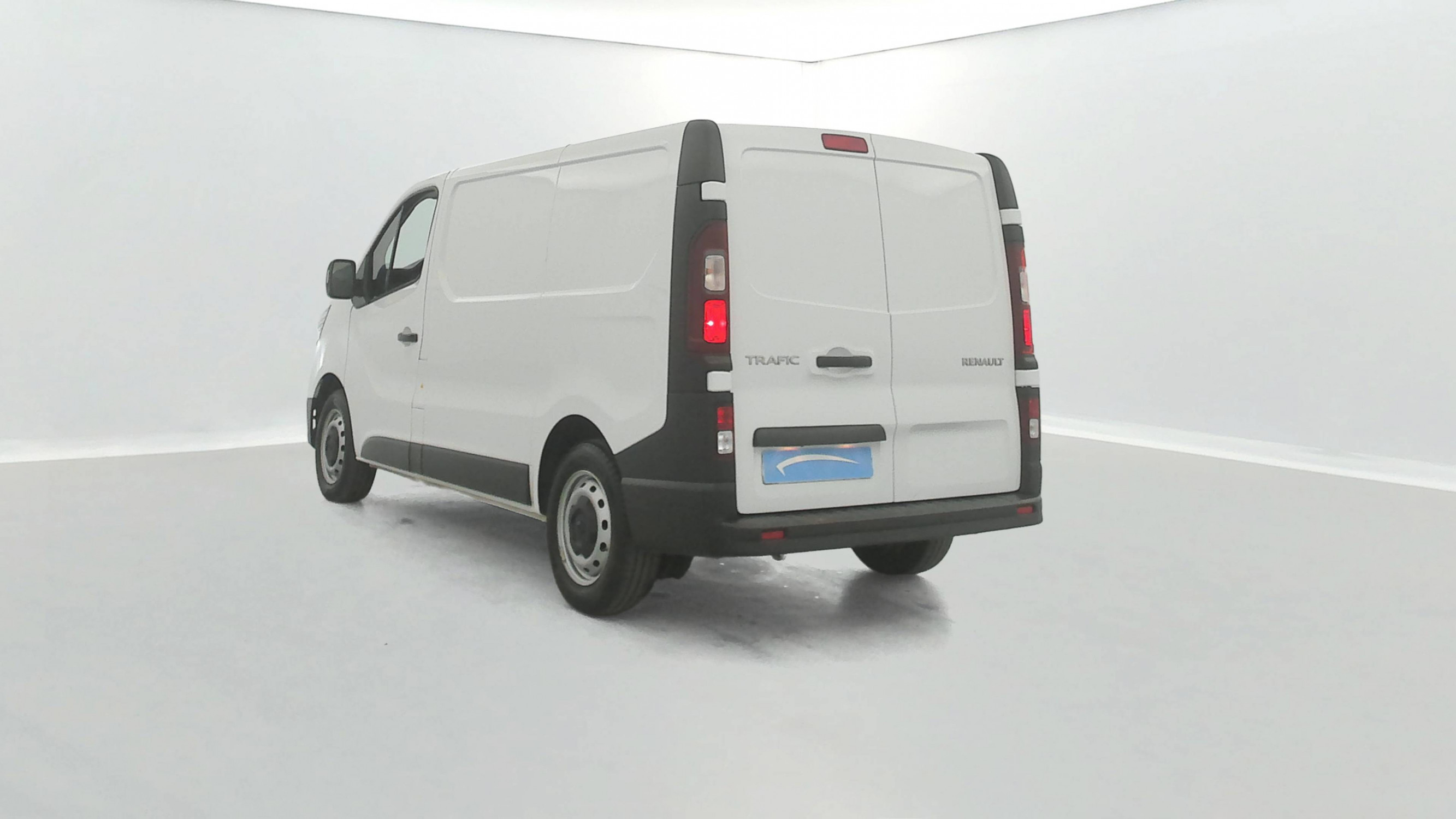 Vente en ligne Renault Trafic 3 Fourgon TRAFIC FG BLUE DCI 130 L1H1 3T GSR2 au prix de 24 990 €