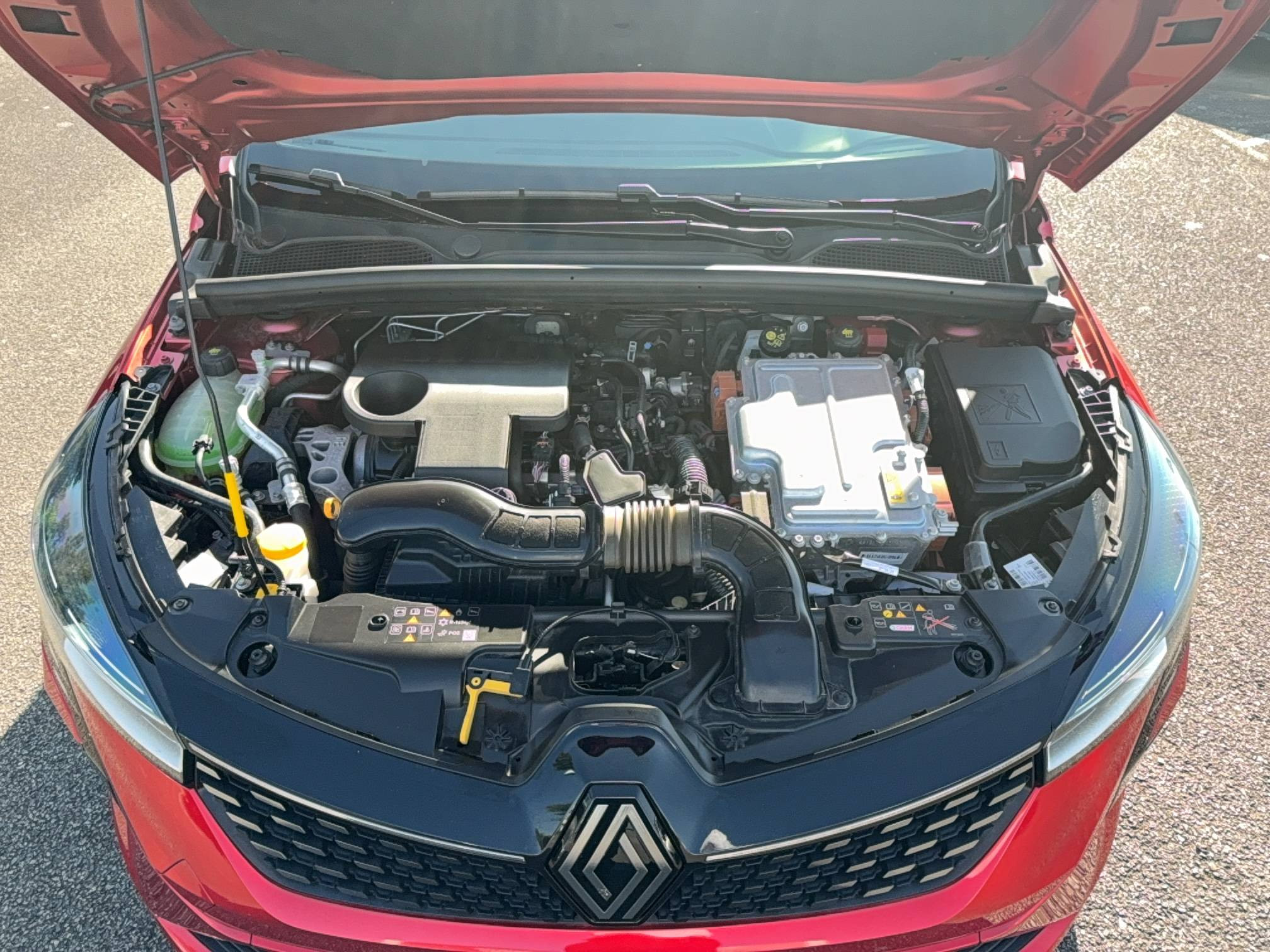Vente en ligne Renault Clio 5 Clio E-Tech full hybrid 145 au prix de 17 990 €