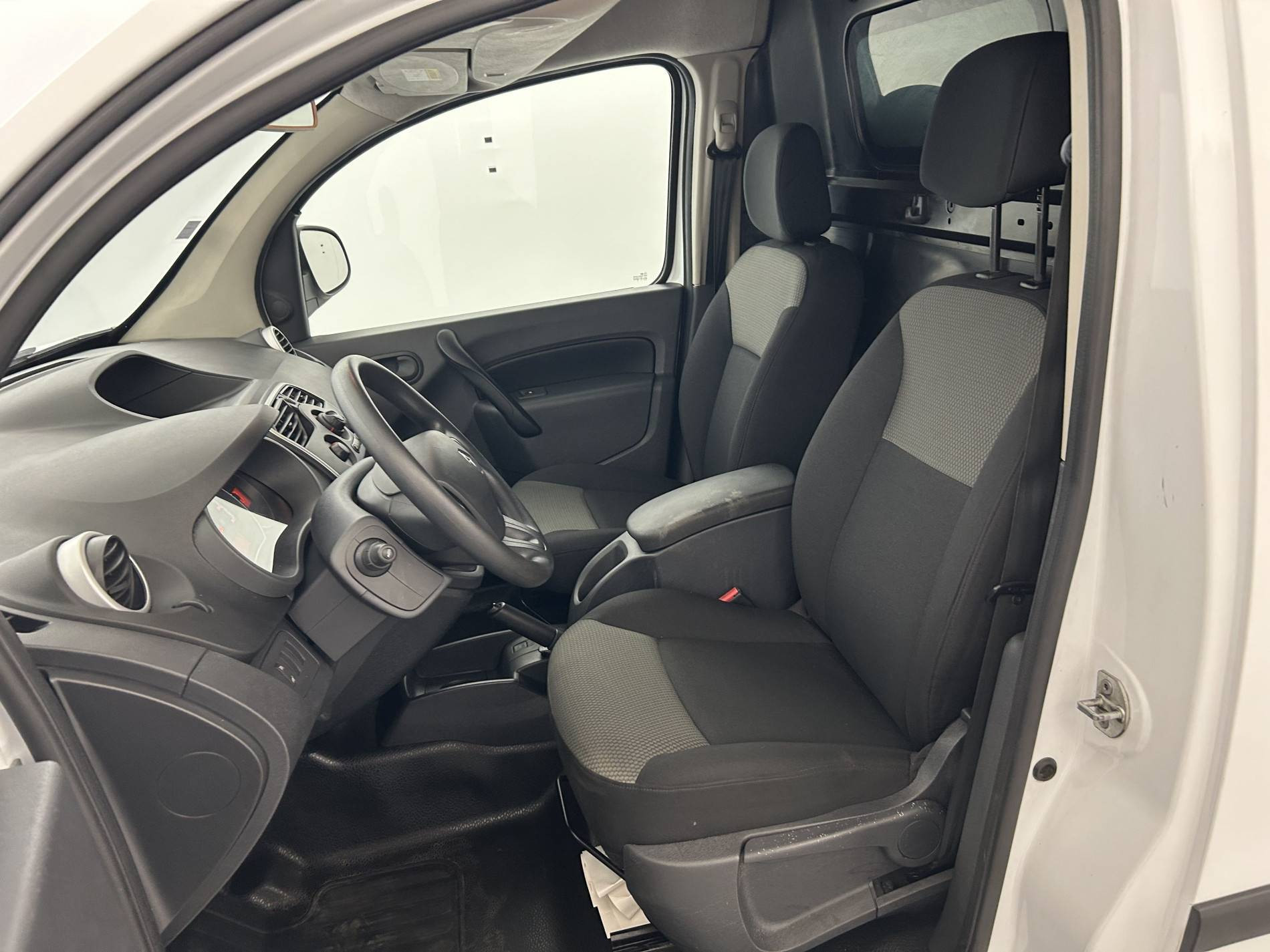 Vente en ligne Renault Kangoo Electrique  ACHAT INTEGRAL au prix de 10 990 €
