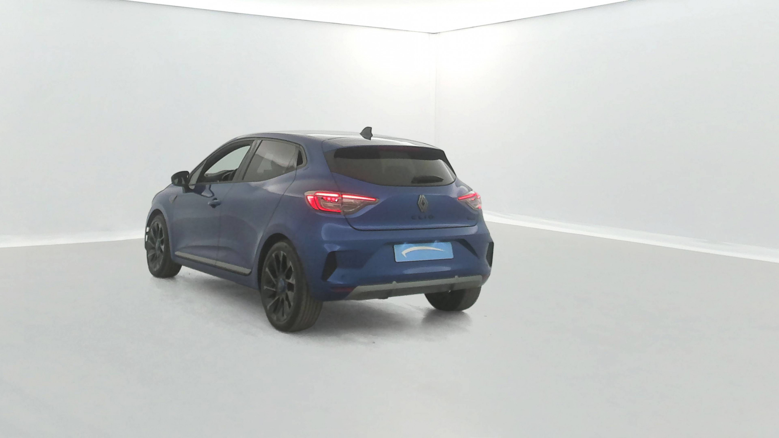 Vente en ligne Renault Clio 5 Clio E-Tech full hybrid 145 au prix de 22 490 €