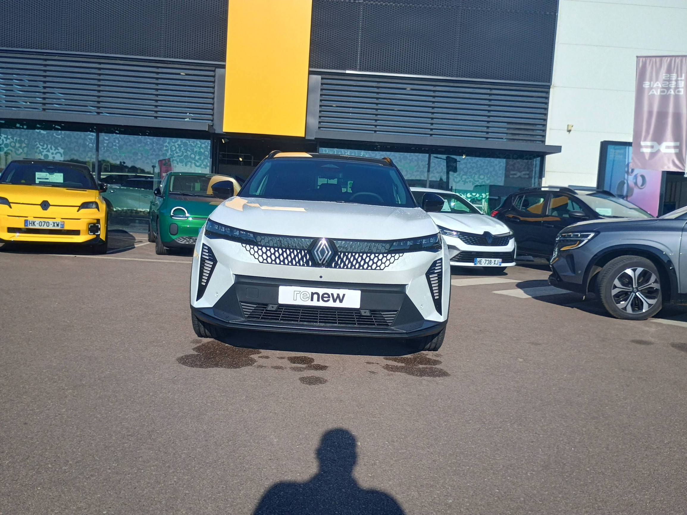 Vente en ligne Renault Scenic E-Tech Scenic E-Tech électrique 220 ch grande autonomie au prix de 51 490 €