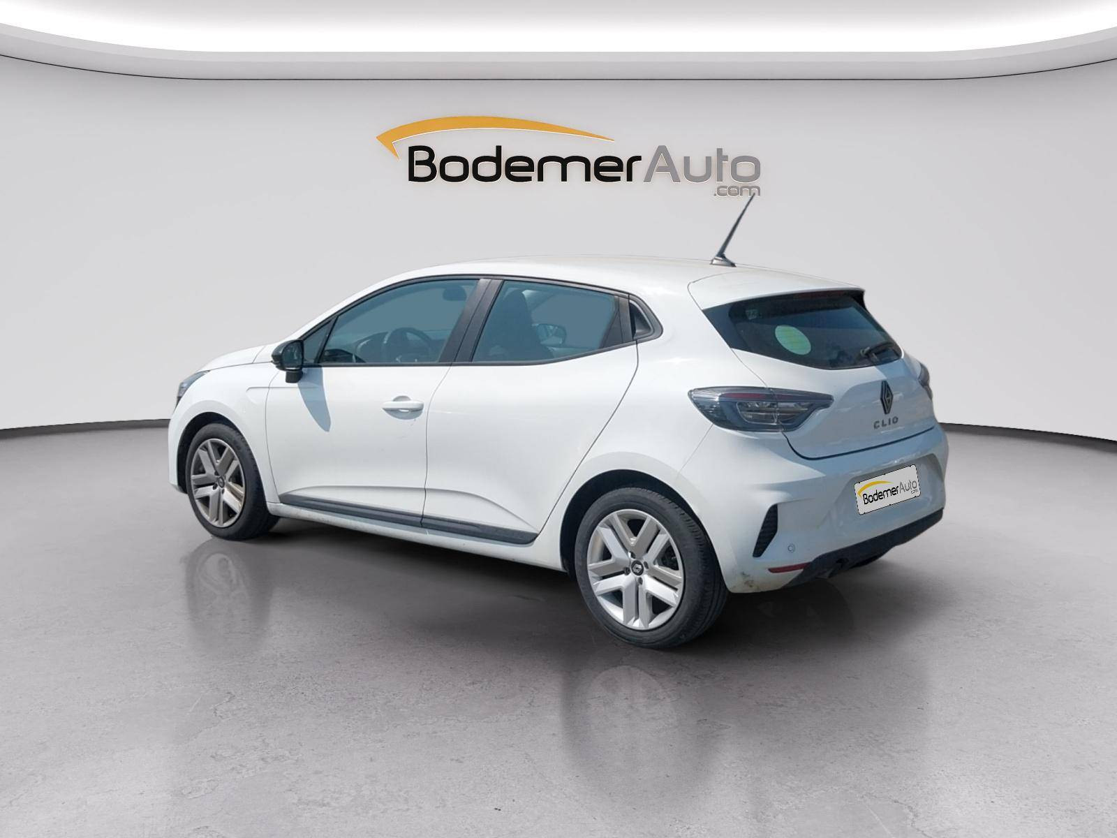 Vente en ligne Renault Clio 5 Clio SCe 65 au prix de 12 990 €