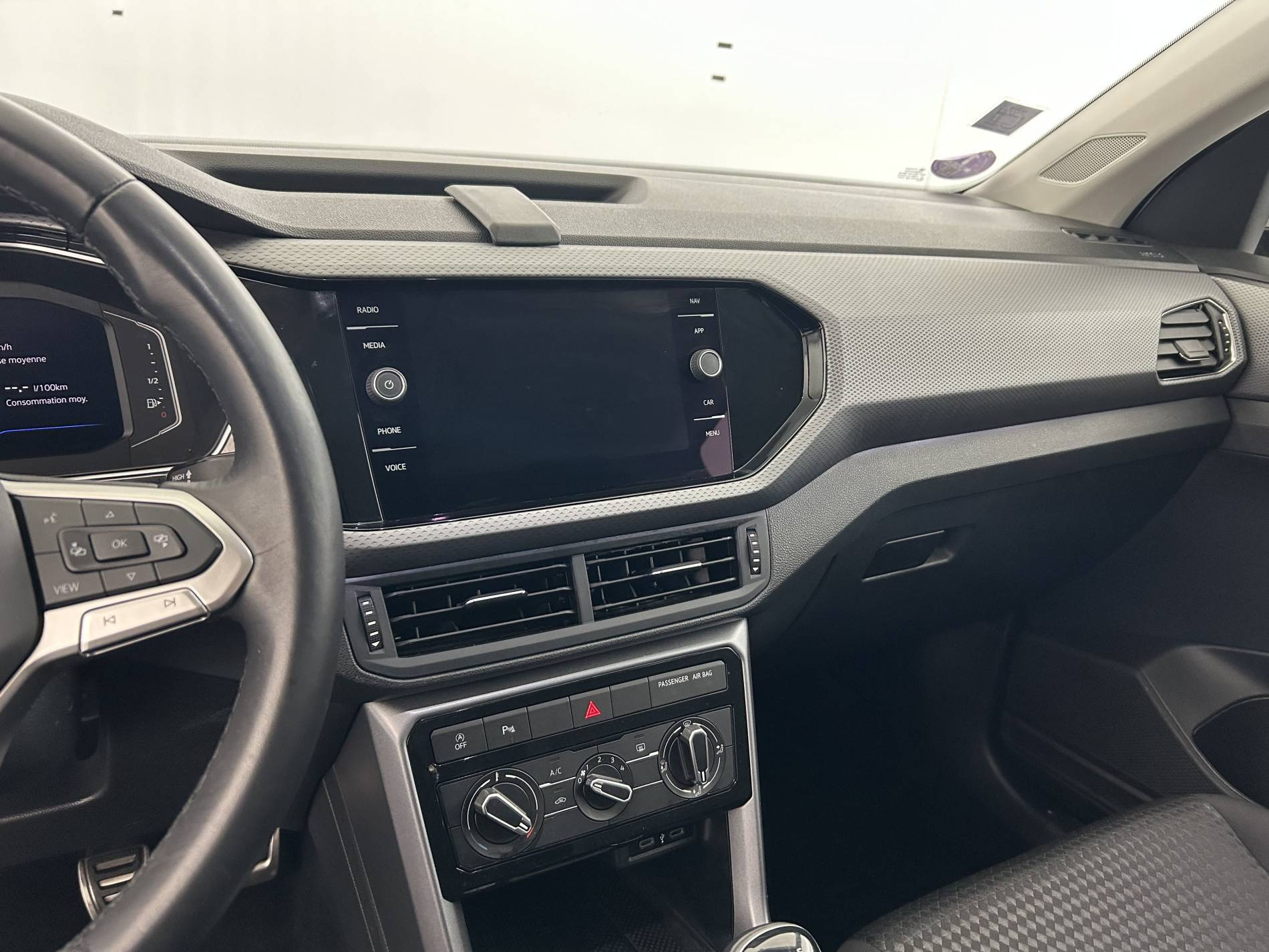 Vente en ligne Volkswagen T-Cross  1.0 TSI 110 Start/Stop BVM6 au prix de 16 790 €