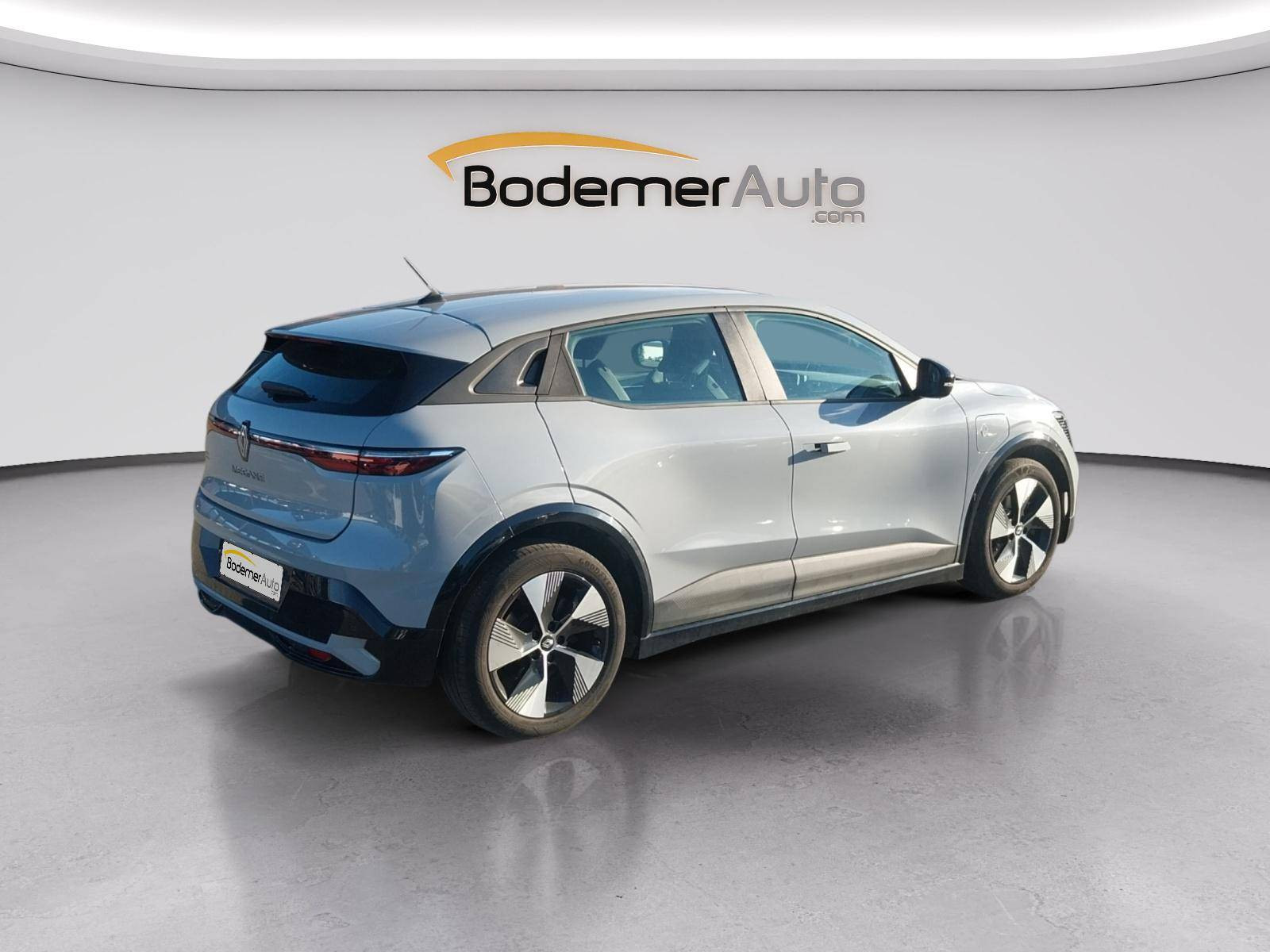 Vente en ligne Renault Megane E-Tech  EV40 130ch standard charge au prix de 18 991 €