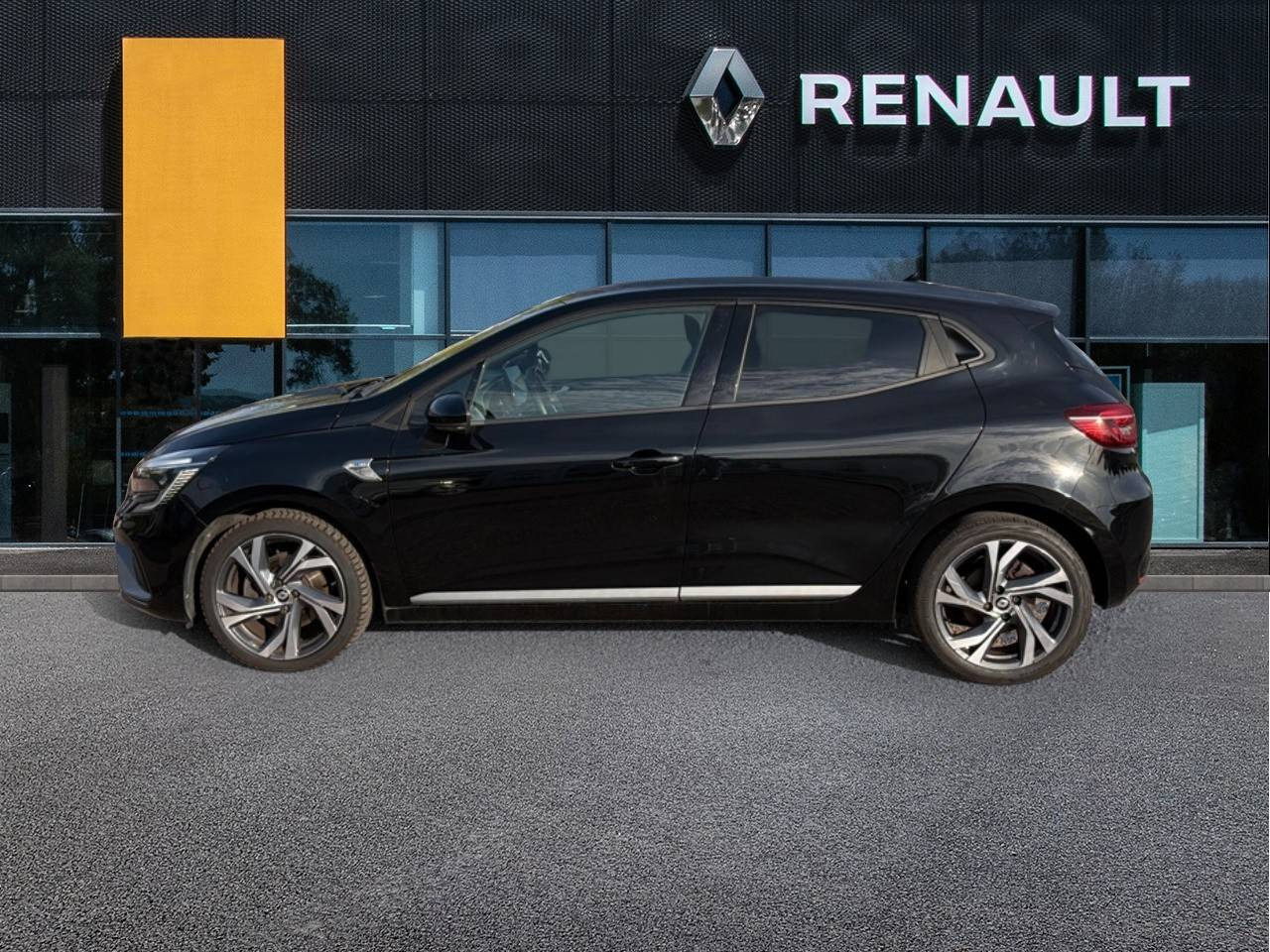 Vente en ligne Renault Clio 5 Clio TCe 140 au prix de 17 290 €