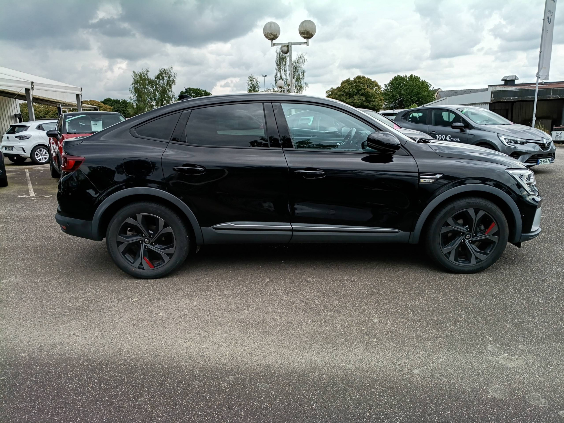 Vente en ligne Renault Arkana  E-Tech 145 - 21B au prix de 20 990 €