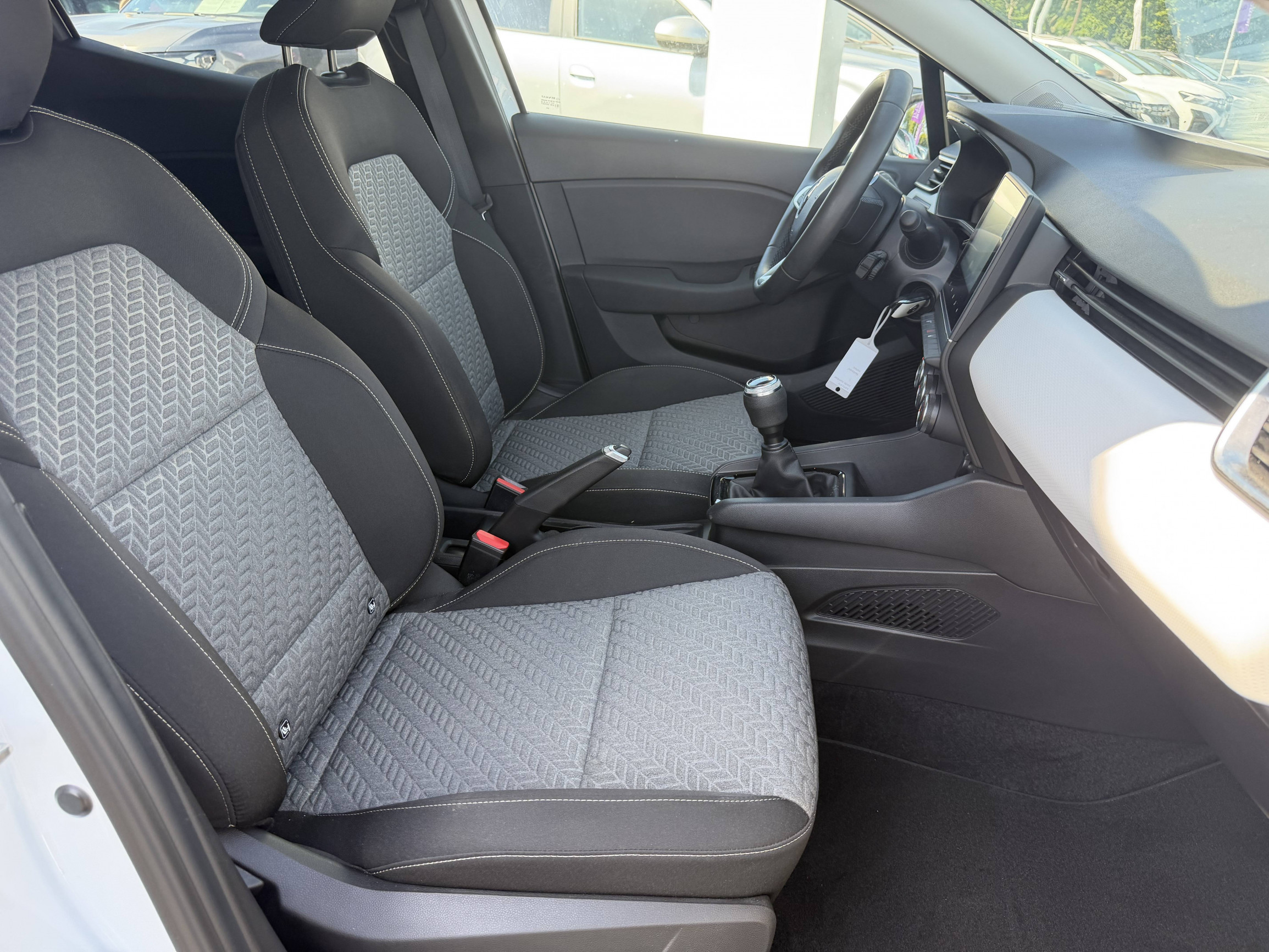 Vente en ligne Renault Clio 5 Clio SCe 65 au prix de 13 290 €