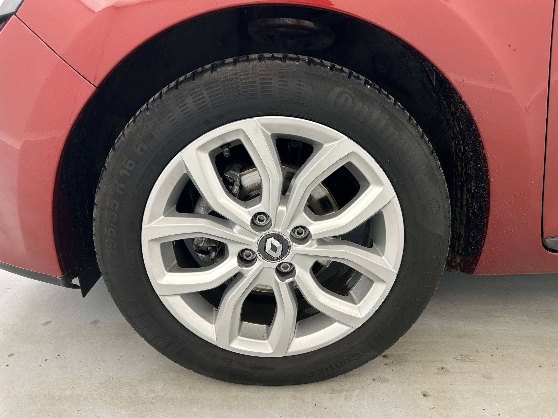 Vente en ligne Renault Clio 4 Clio TCe 90 au prix de 11 990 €