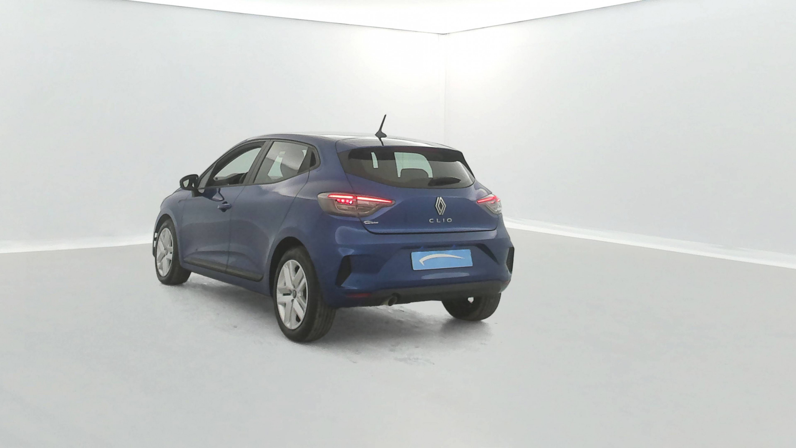 Vente en ligne Renault Clio 5 Clio TCe 90 au prix de 15 990 €