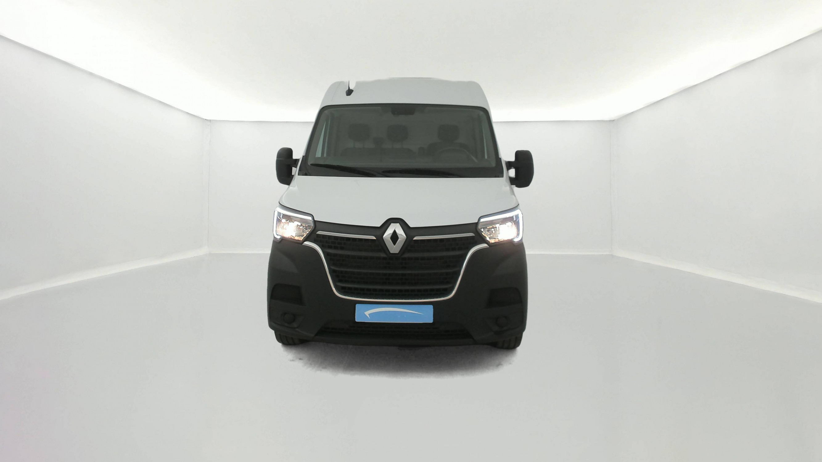 Renault Master Fourgon MASTER FGN TRAC F3500 L2H2 BLUE DCI 135 occasion de 2024 en vente à Concarneau