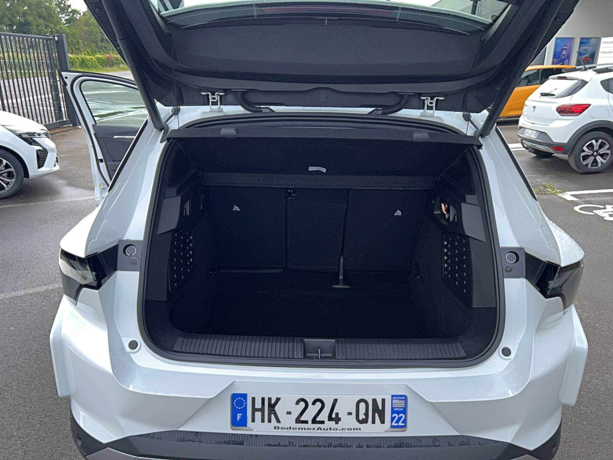 Vente en ligne Renault Scenic E-Tech Scenic E-Tech électrique 220 ch grande autonomie au prix de 47 590 €