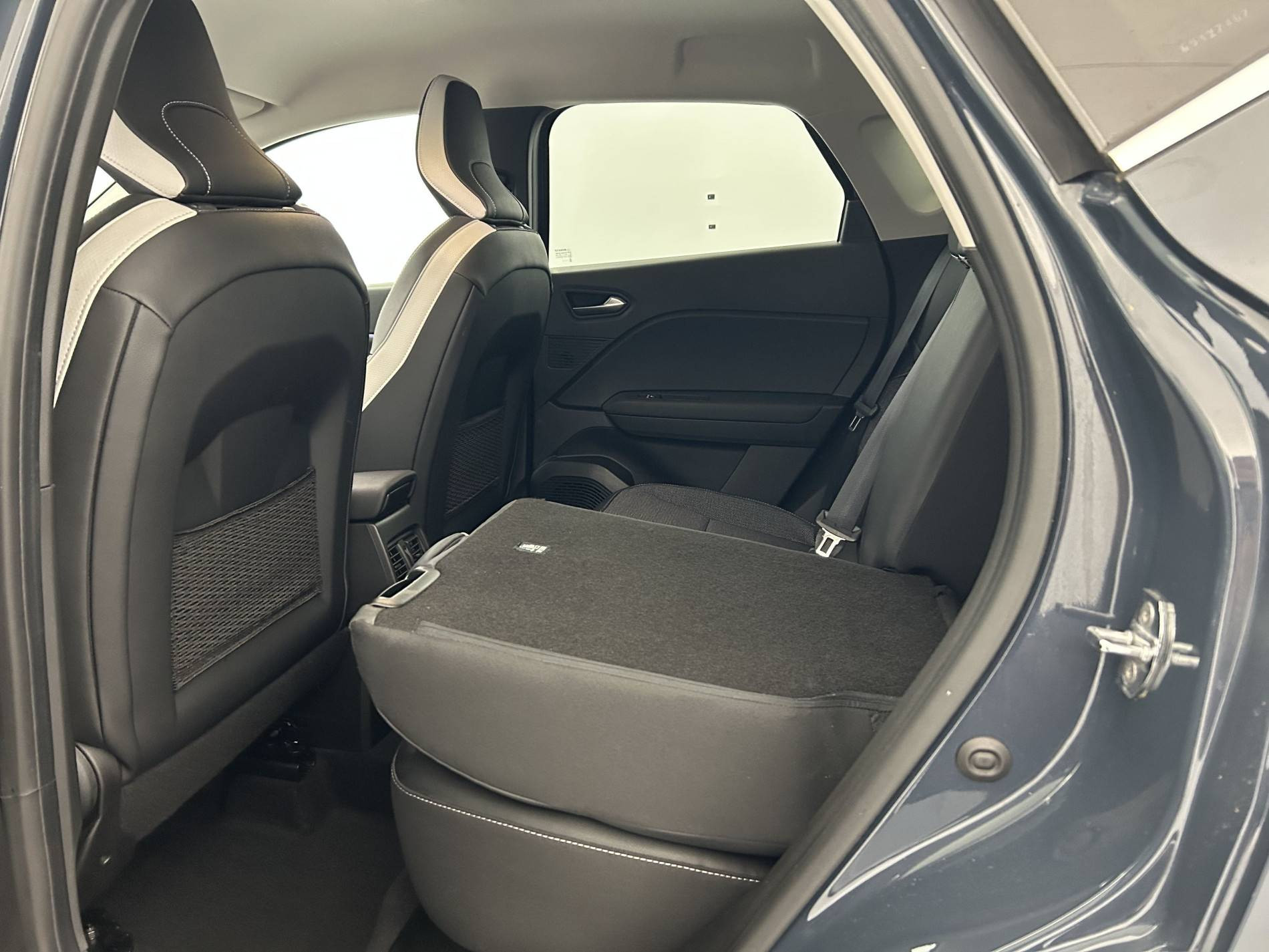 Vente en ligne Renault Captur  E-Tech 145 - 21 au prix de 18 390 €