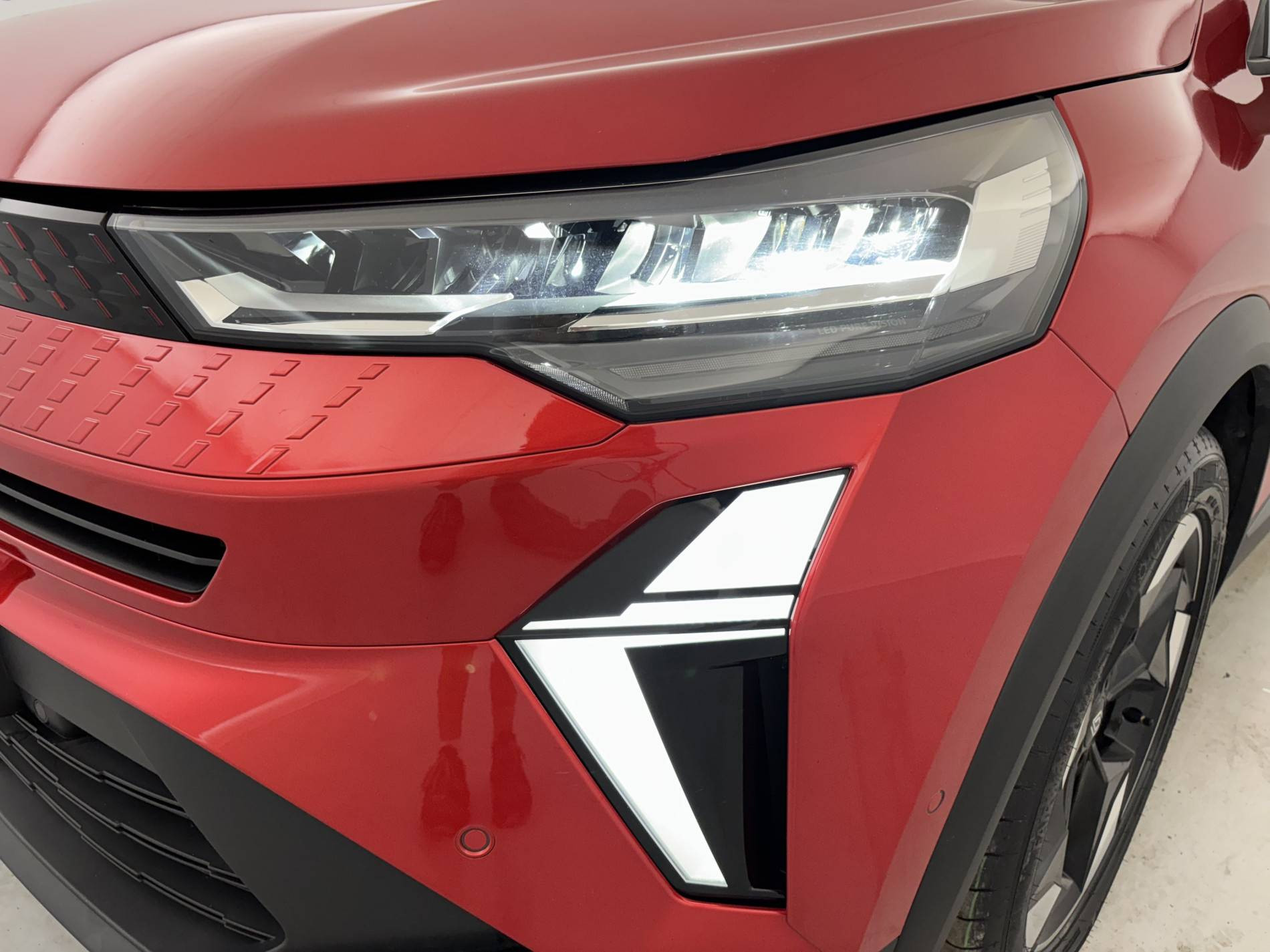 Vente en ligne Renault Captur  E-Tech full hybrid 145 ch au prix de 26 960 €