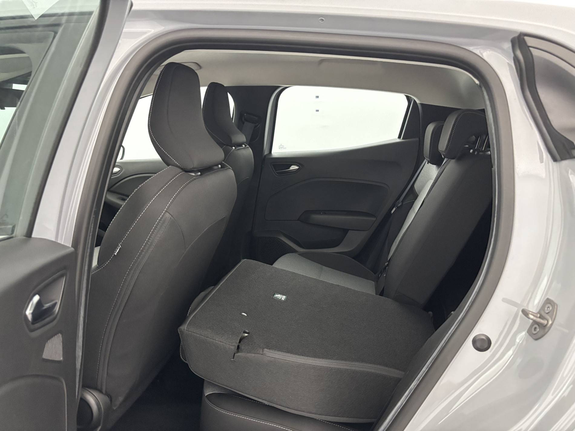 Vente en ligne Renault Clio 5 Clio SCe 65 au prix de 14 990 €