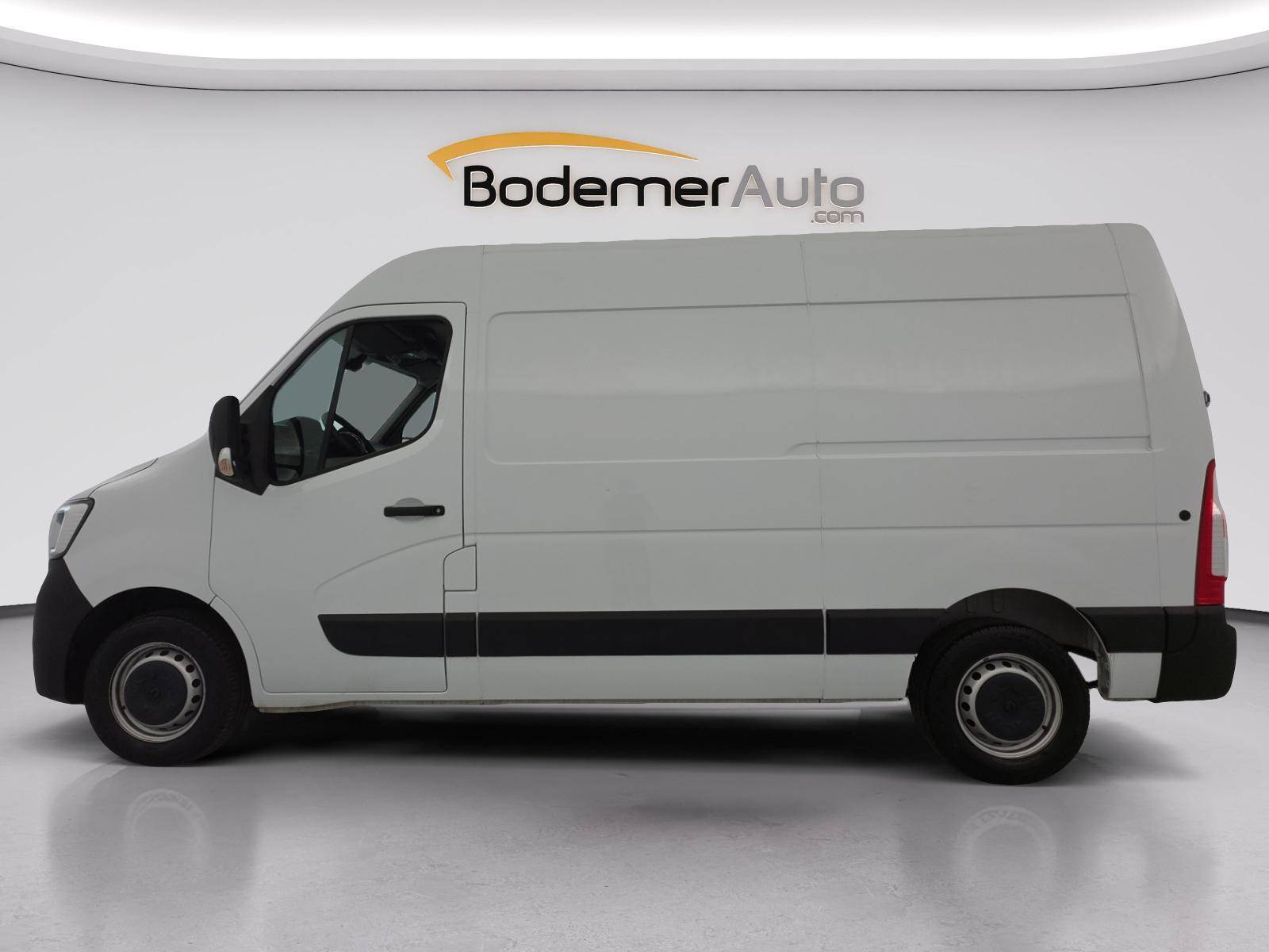 Vente en ligne Renault Master Fourgon MASTER FGN TRAC F3500 L2H2 BLUE DCI 135 au prix de 24 890 €