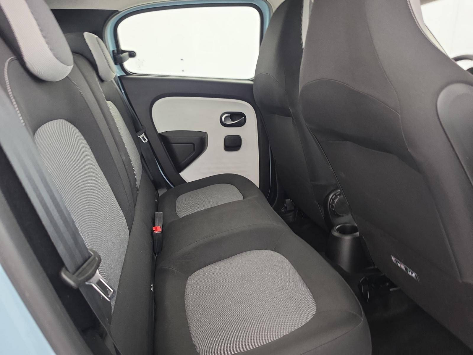 Vente en ligne Renault Twingo Electrique Twingo III E-Tech au prix de 13 490 €