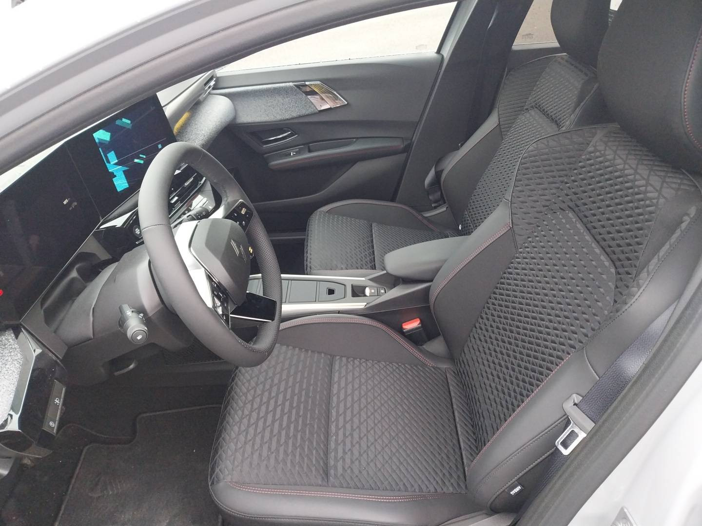 Vente en ligne Renault Clio 6 Clio E-Tech full hybrid 160 ch au prix de 26 990 €