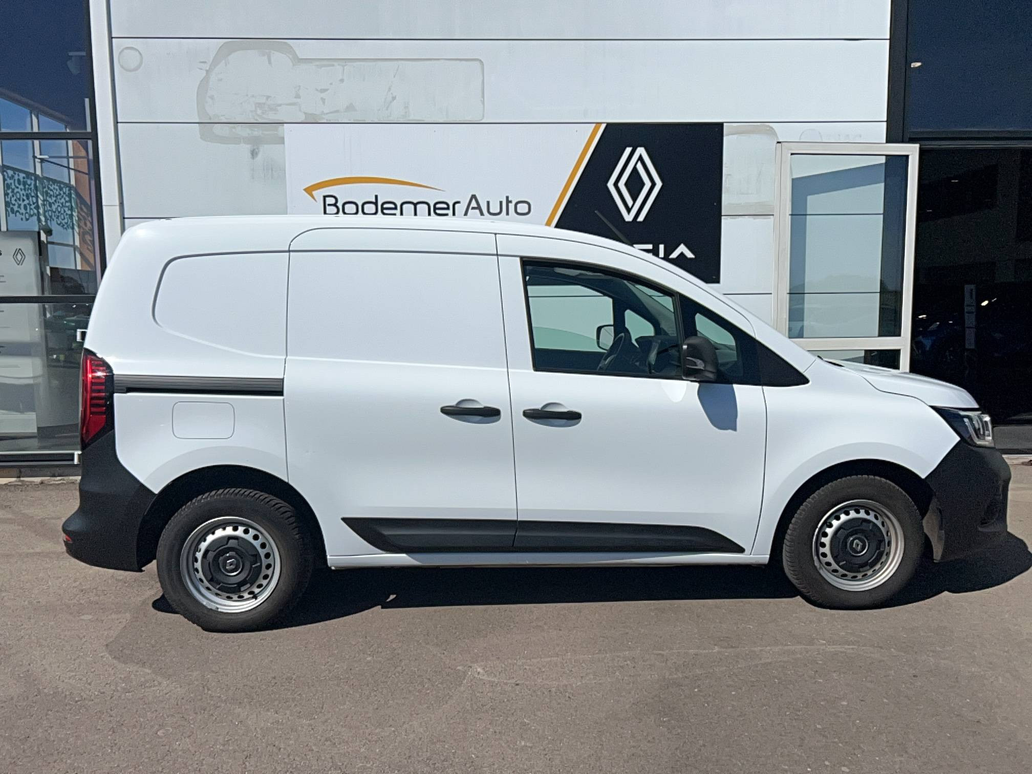 Vente en ligne Renault Kangoo Van E-Tech  EV45 DC 80KW au prix de 15 990 €