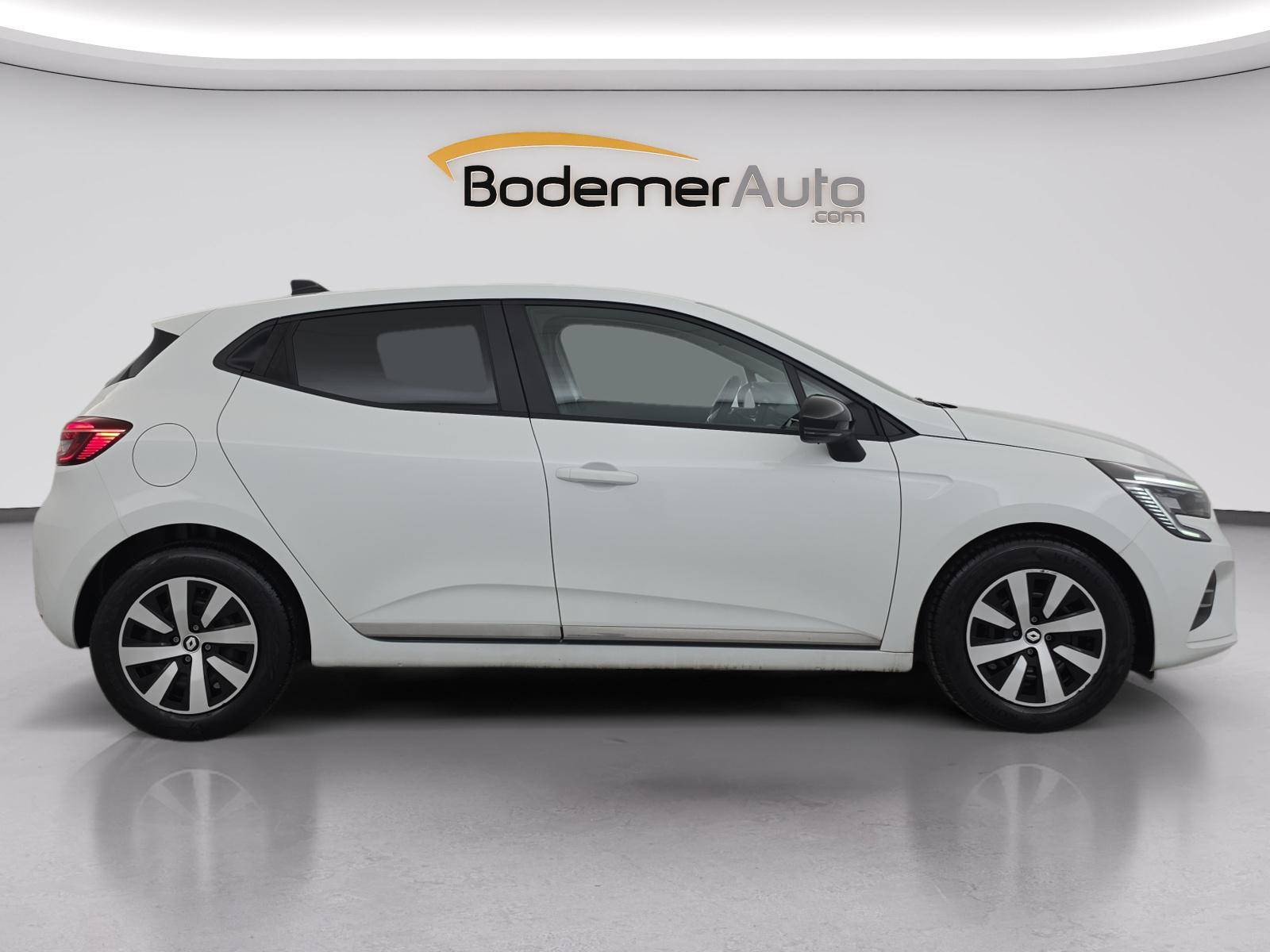 Vente en ligne Renault Clio 5 Clio TCe 90 au prix de 14 990 €