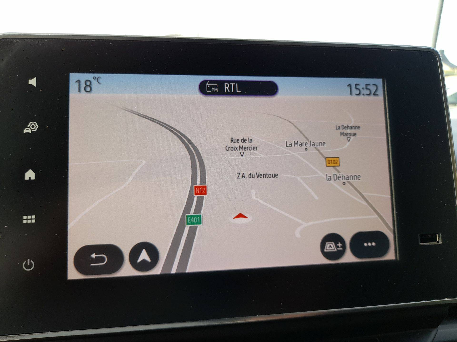 Vente en ligne Renault Trafic 3 Fourgon TRAFIC FGN L1H1 2800 KG BLUE DCI 130 au prix de 18 590 €