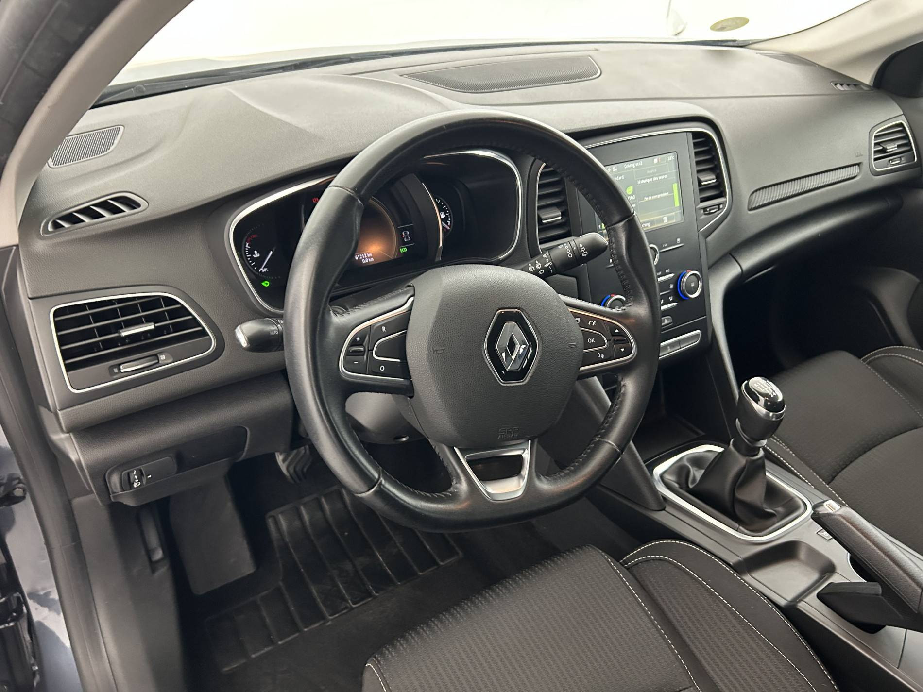 Vente en ligne Renault Megane 4 Mégane IV Berline Blue dCi 115 au prix de 14 990 €