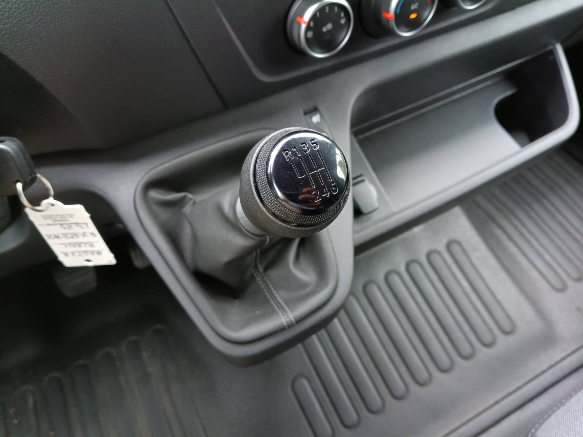 Vente en ligne Renault Master Fourgon MASTER FGN TRAC F3500 L3H3 BLUE DCI 135 au prix de 26 490 €