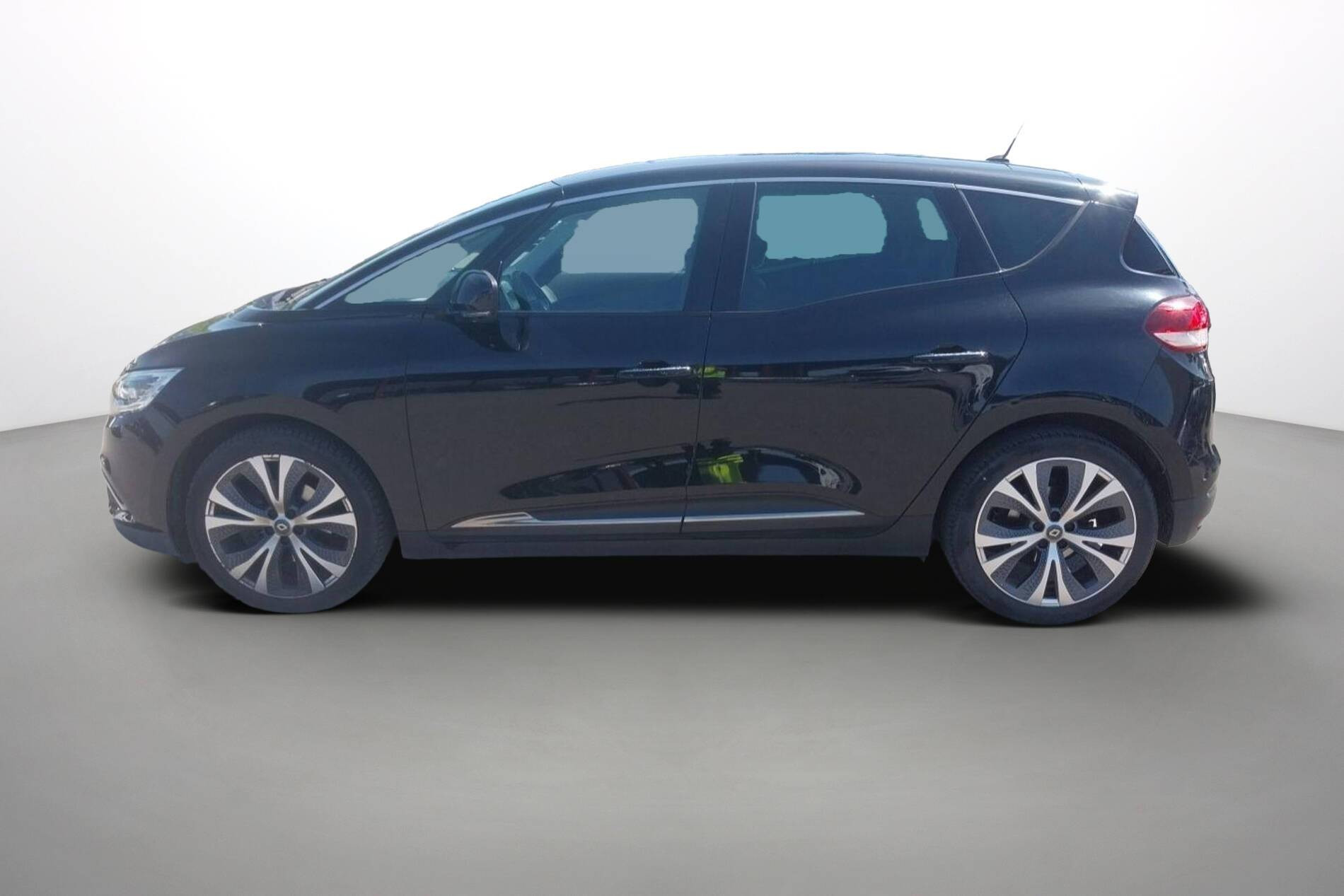 Vente en ligne Renault Scenic 4 Scenic dCi 130 Energy au prix de 15 790 €