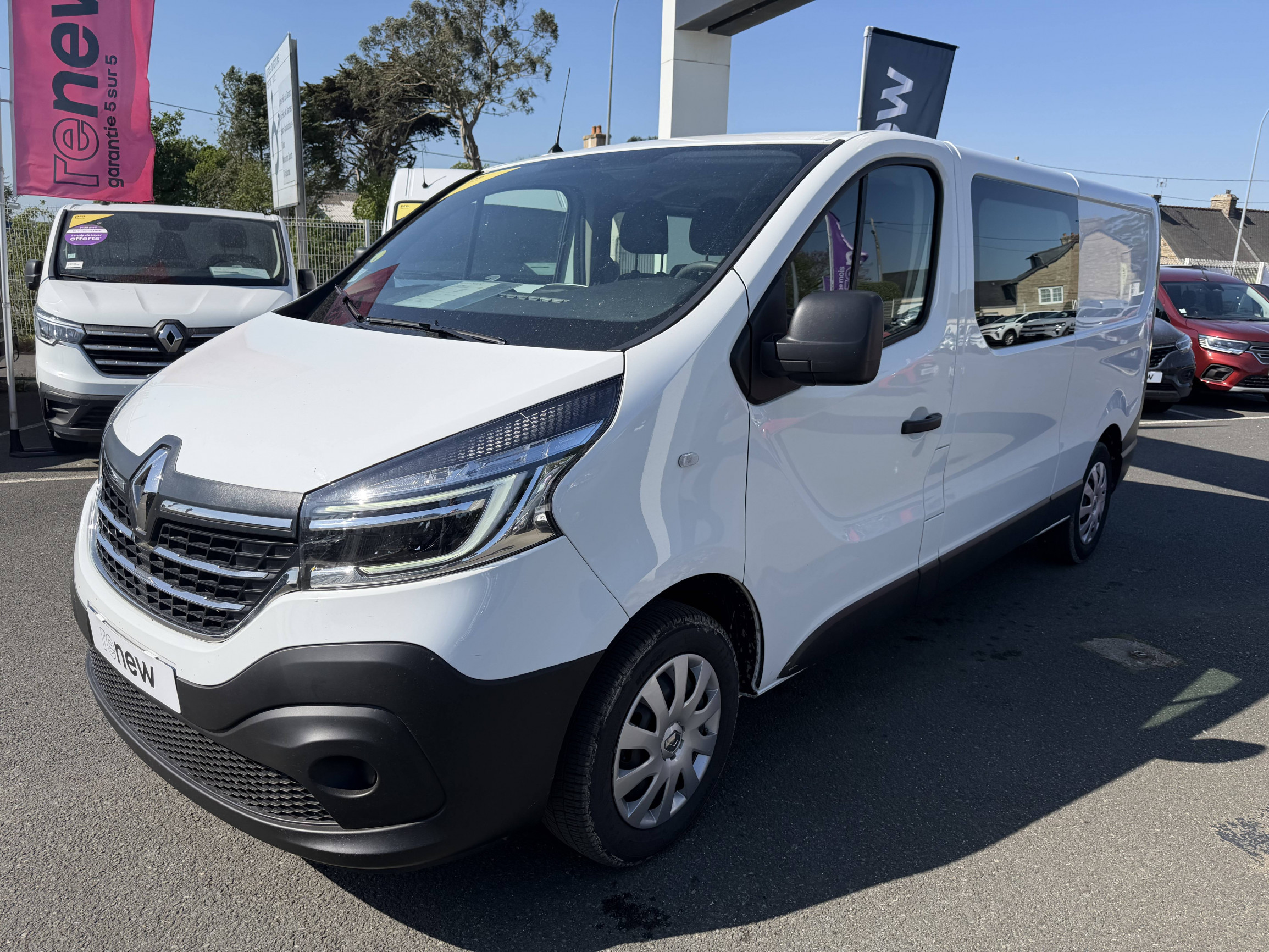 Vente en ligne Renault Trafic Cabine Approfondie TRAFIC CA L2H1 1200 KG DCI 120 au prix de 23 490 €