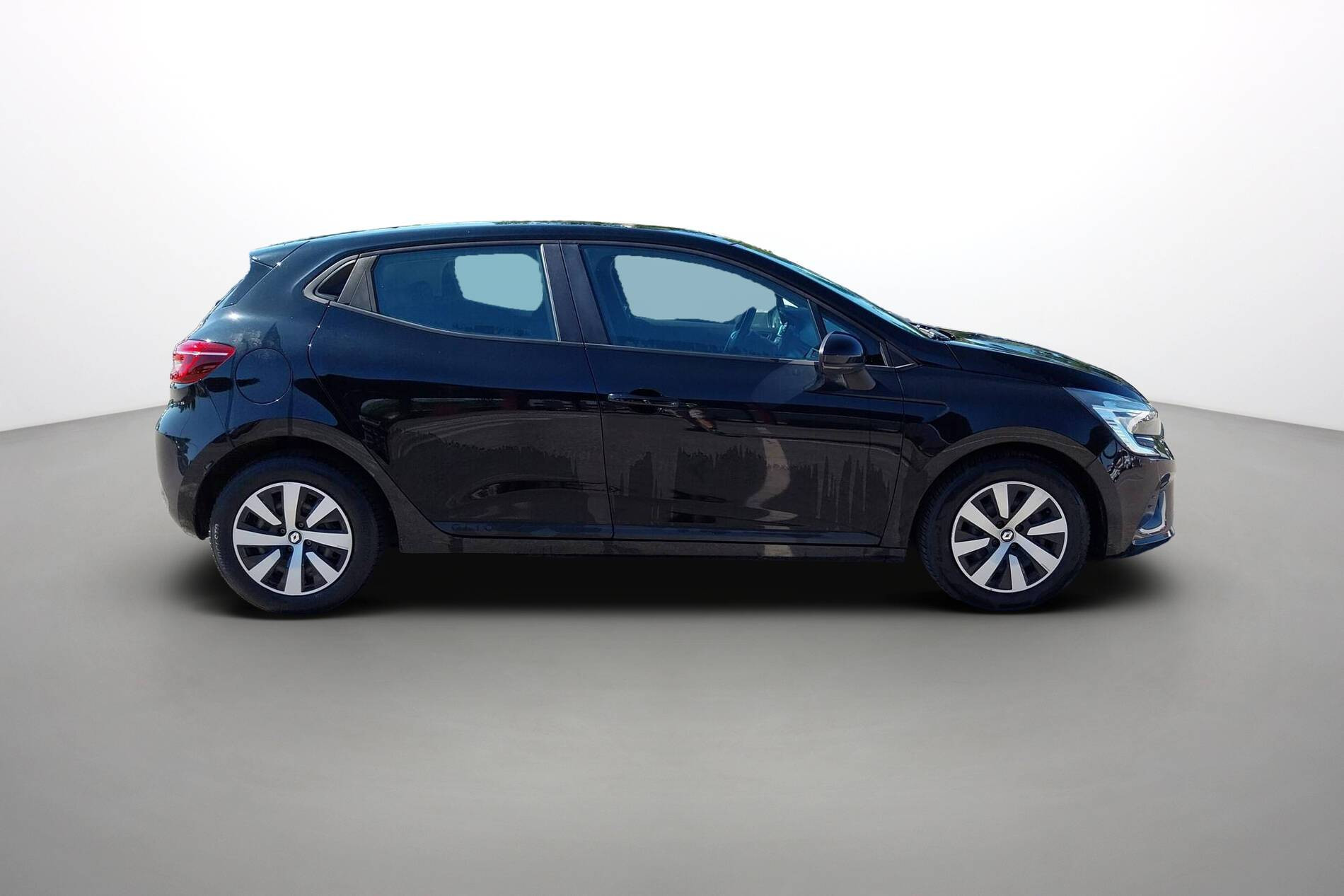 Vente en ligne Renault Clio 5 Clio TCe 90 au prix de 12 890 €