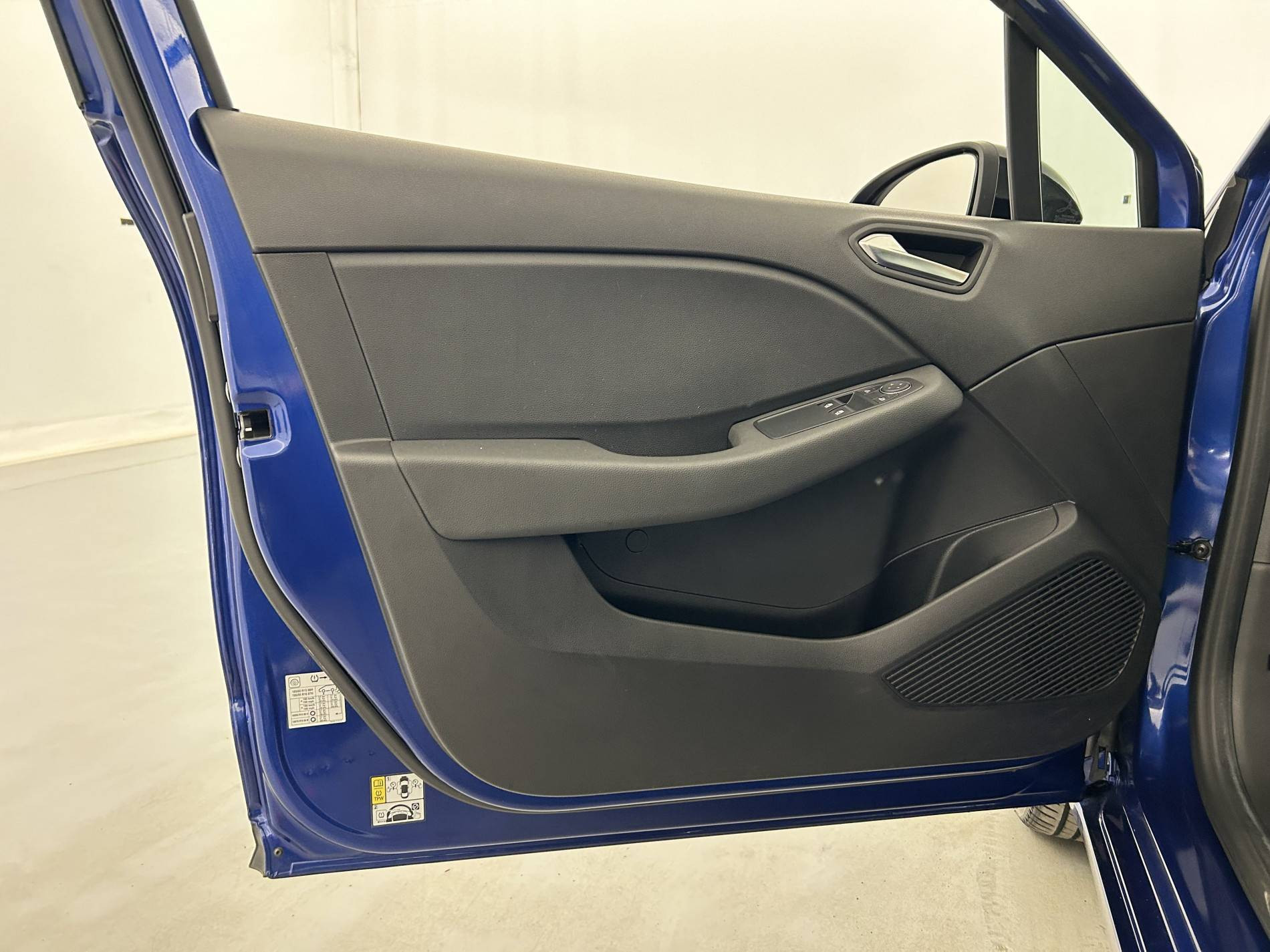 Vente en ligne Renault Clio 5 Clio TCe 90 au prix de 15 490 €