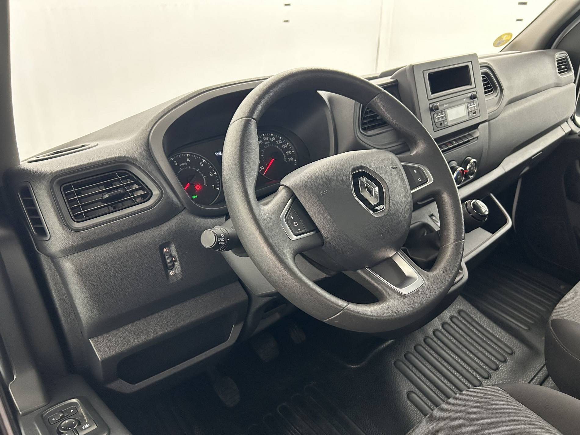 Vente en ligne Renault Master 3 Châssis Cabine MASTER CC PROP RJ3500 L2 PAFC BLUE DCI 130 EURO VI au prix de 33 300 €