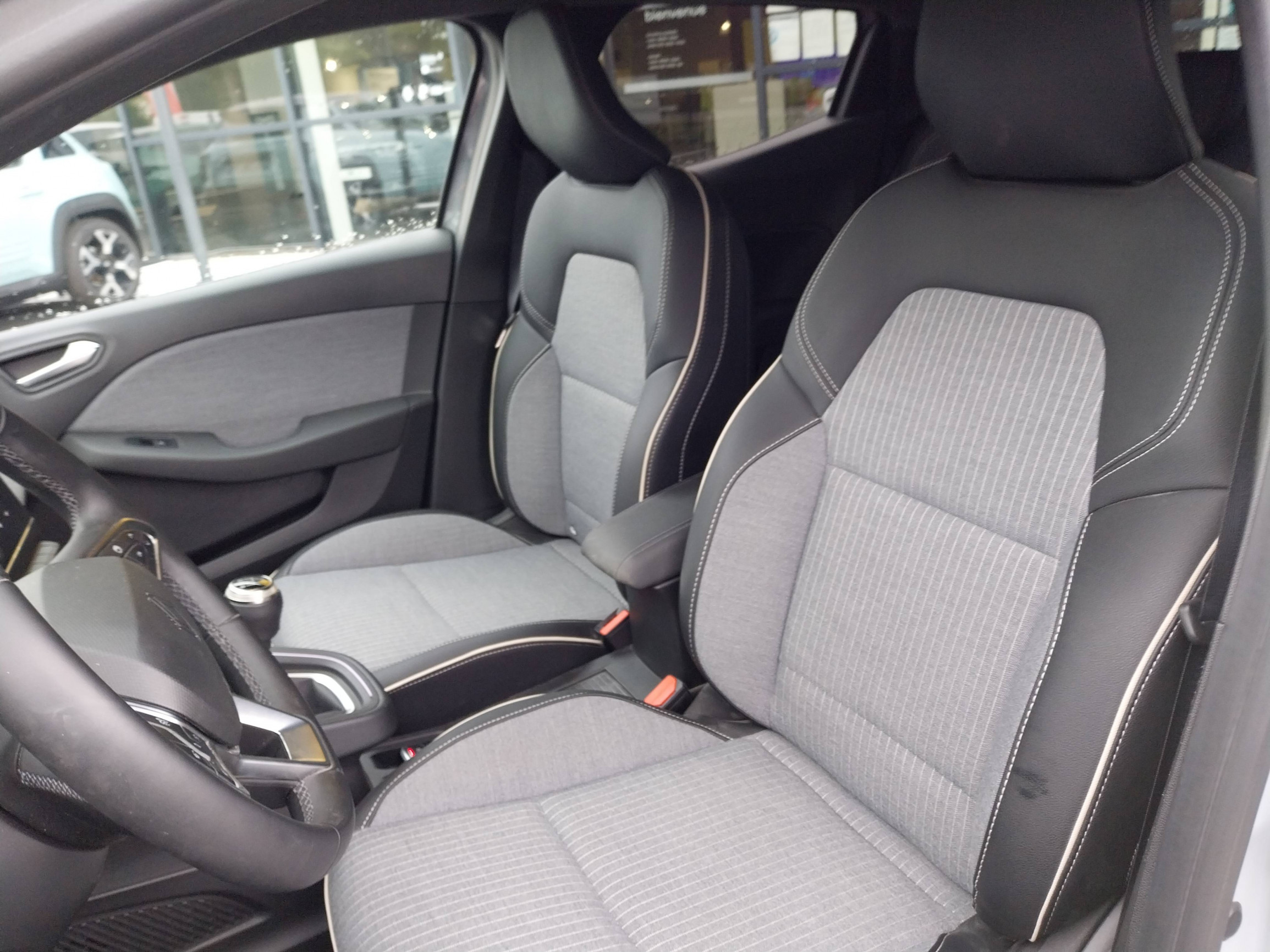 Vente en ligne Renault Clio 5 Clio TCe 90 ch GSR2 au prix de 19 000 €