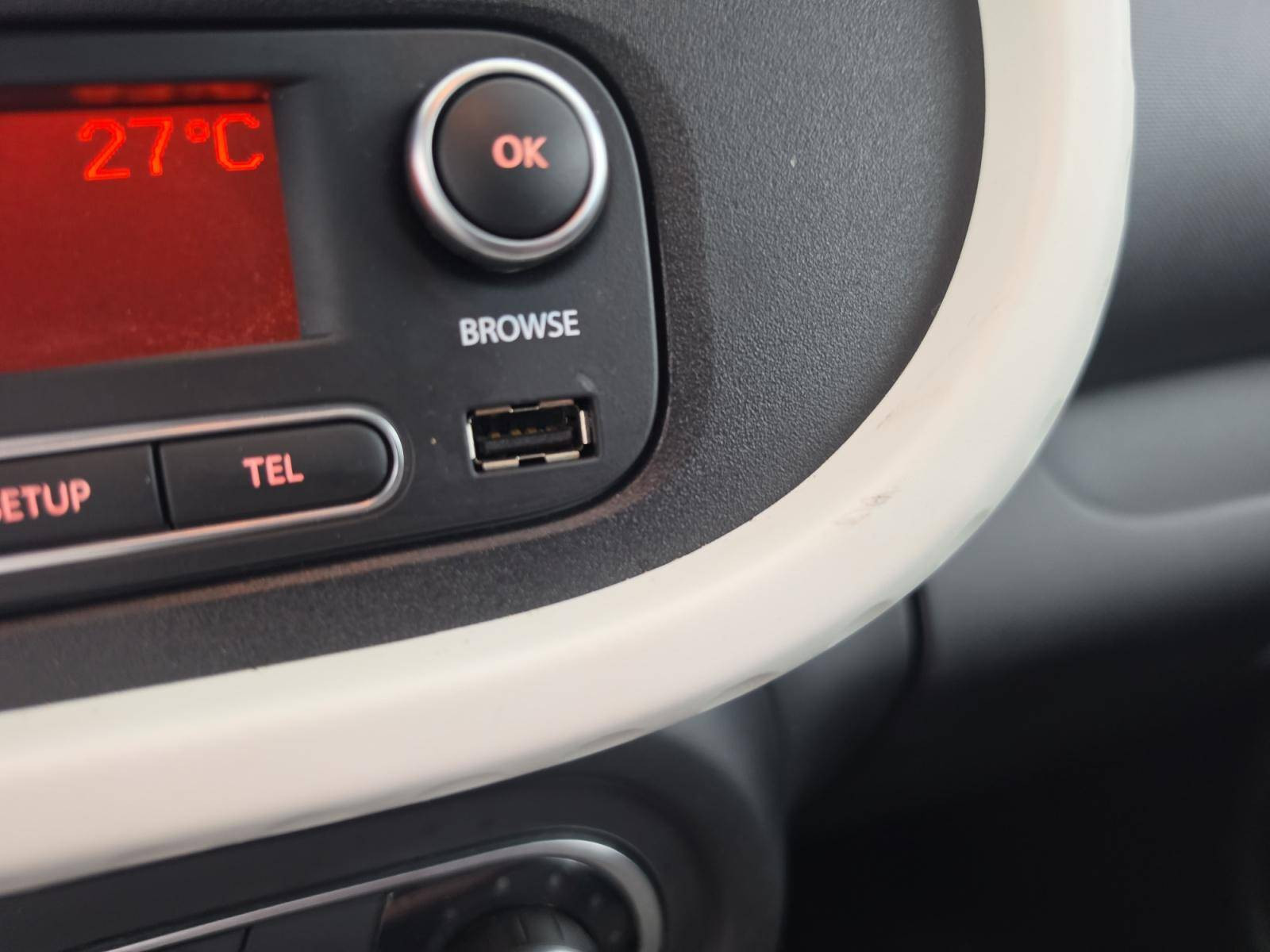 Vente en ligne Renault Twingo Electrique Twingo III E-Tech au prix de 11 490 €