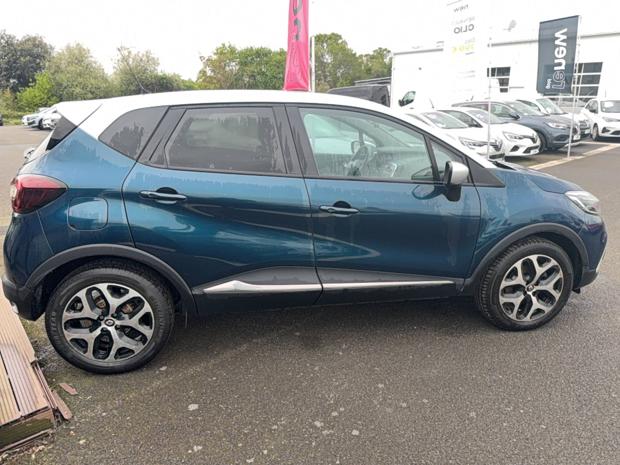 Vente en ligne Renault Captur Captur TCe 120 Energy EDC Intens au prix de 12 990 €