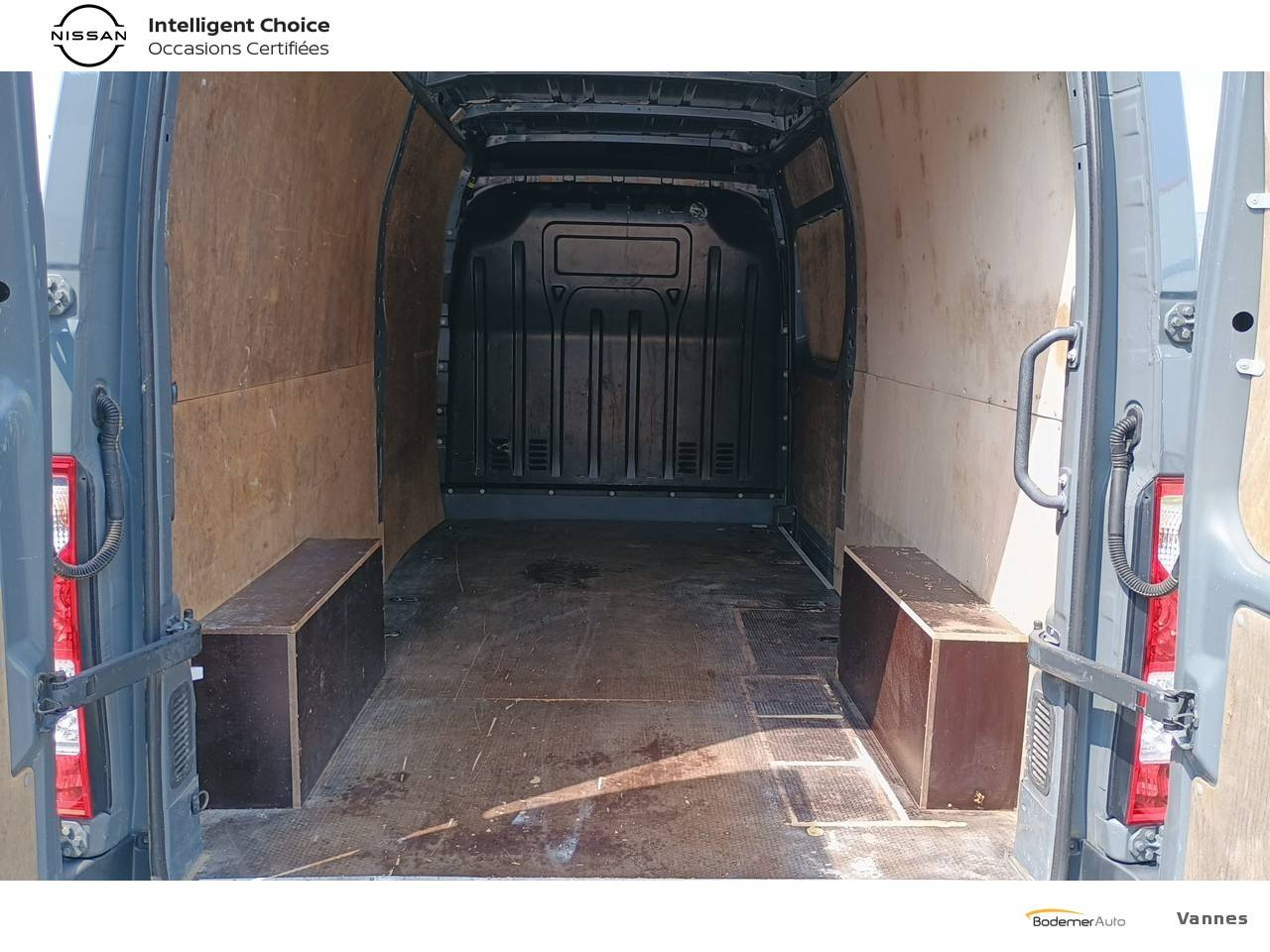 Vente en ligne Renault Master Fourgon MASTER TRAC F3500 L3H2 BLUE DCI 135 au prix de 21 500 €