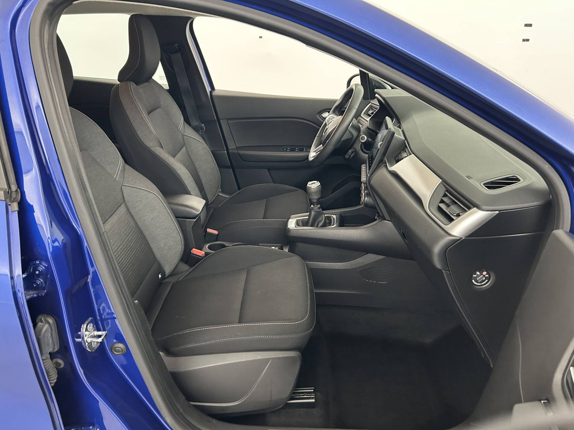 Vente en ligne Renault Captur  Blue dCi 95 au prix de 14 990 €