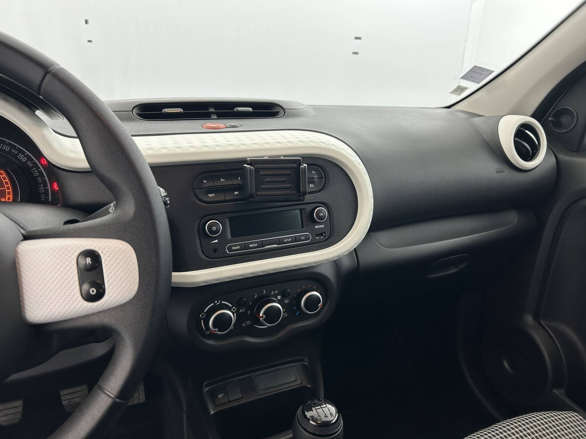 Vente en ligne Renault Twingo 3  SCe 65 - 21 au prix de 10 990 €