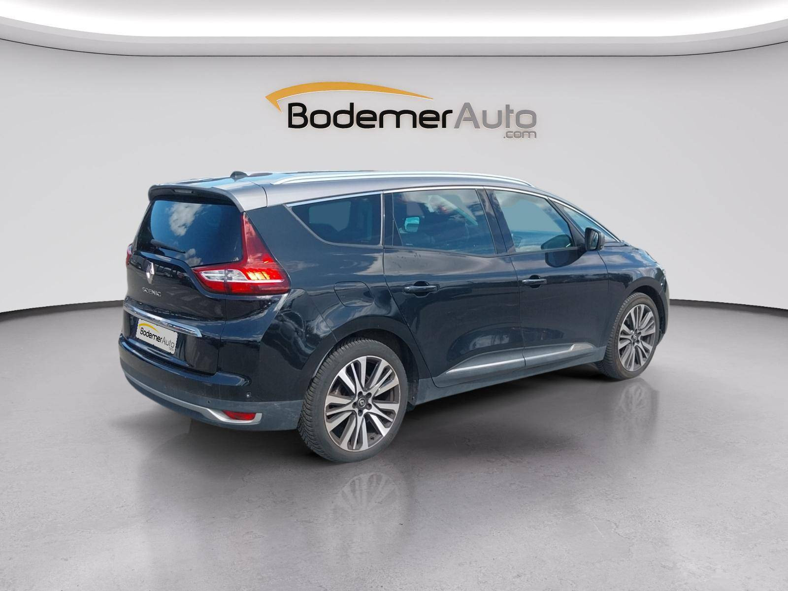 Vente en ligne Renault Grand Scenic 4 Grand Scenic Blue dCi 150 EDC au prix de 18 990 €