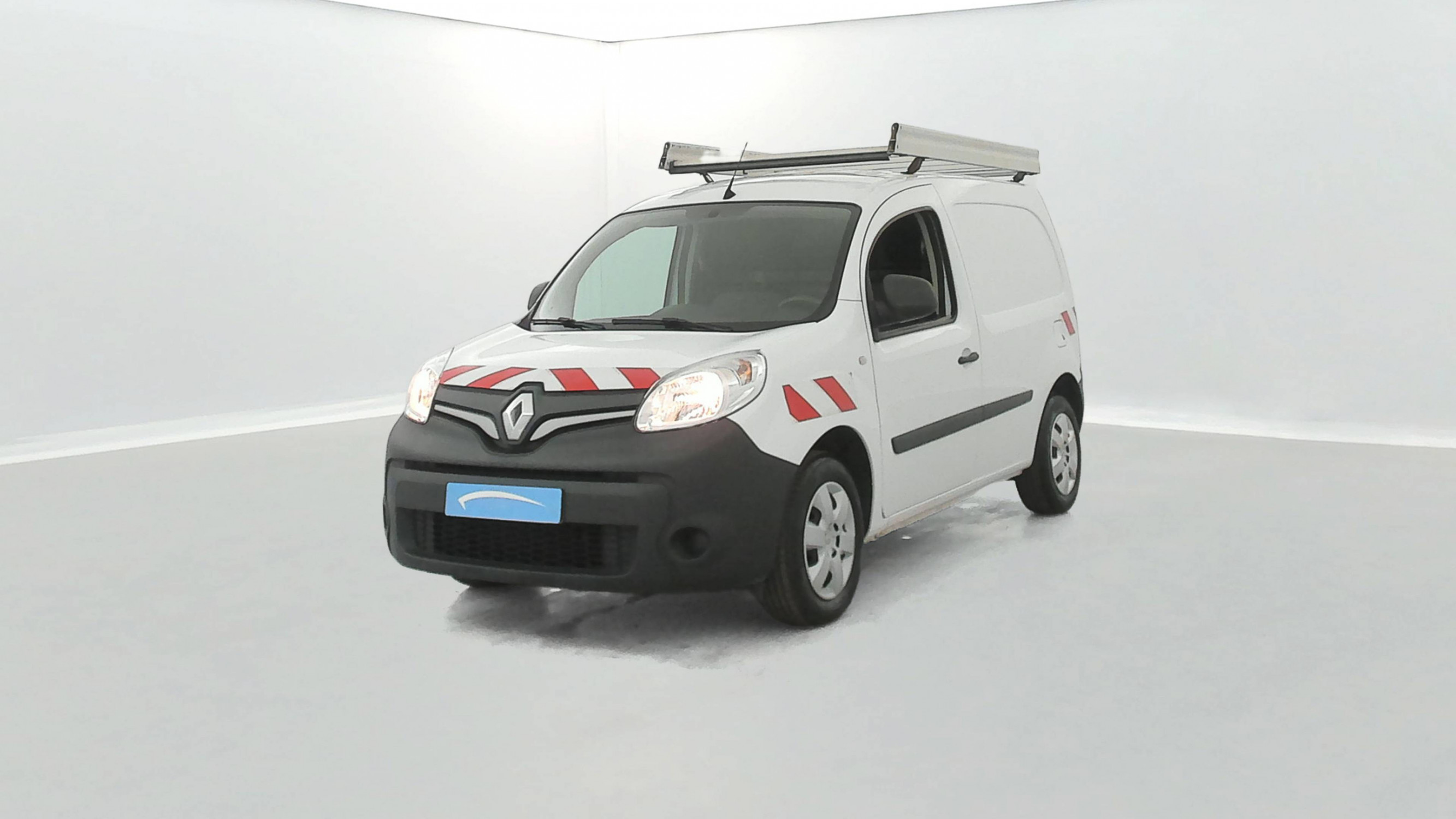 Vente en ligne Renault Kangoo Express  BLUE DCI 80 au prix de 11 990 €
