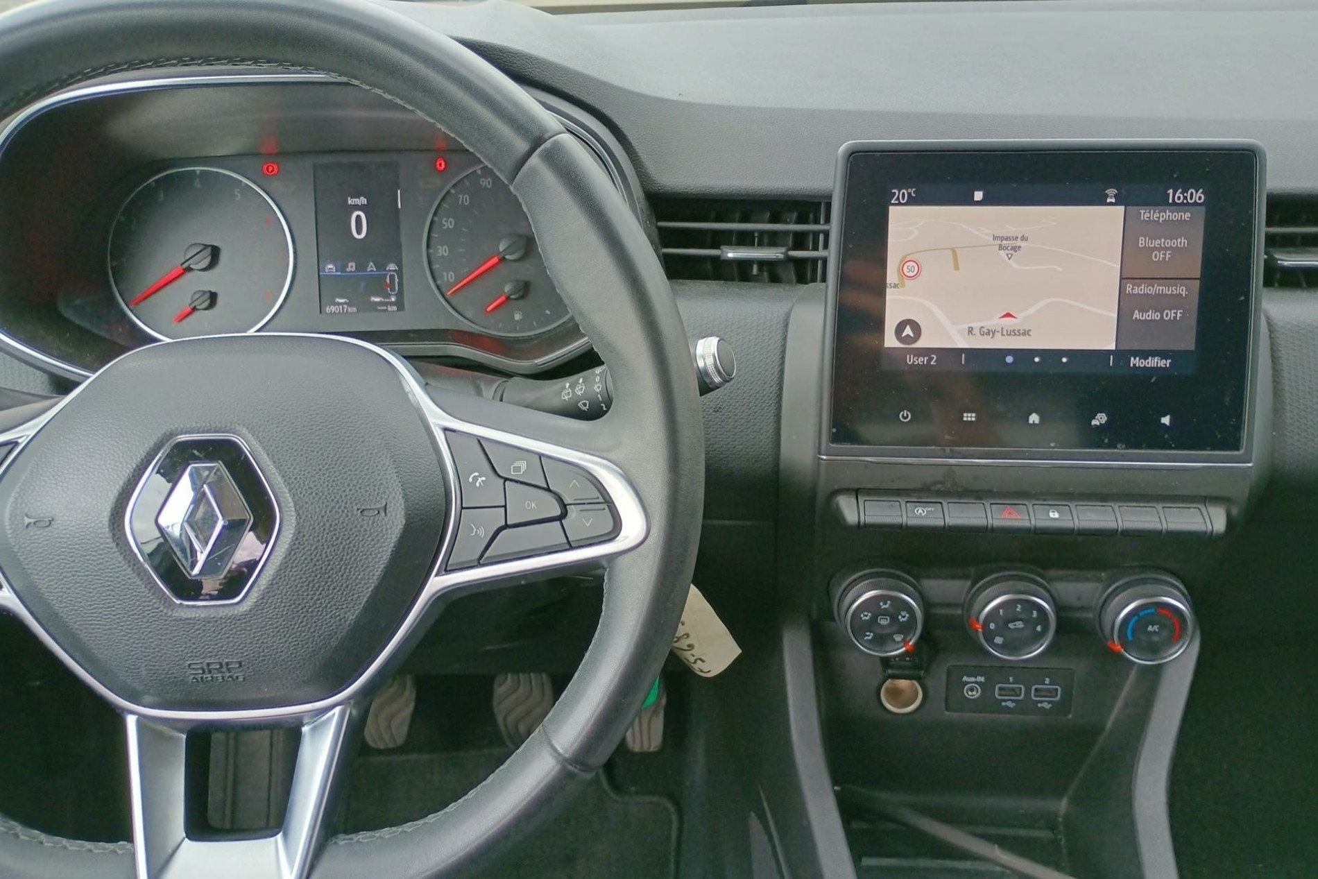 Vente en ligne Renault Clio 5 Clio SCe 75 au prix de 11 990 €