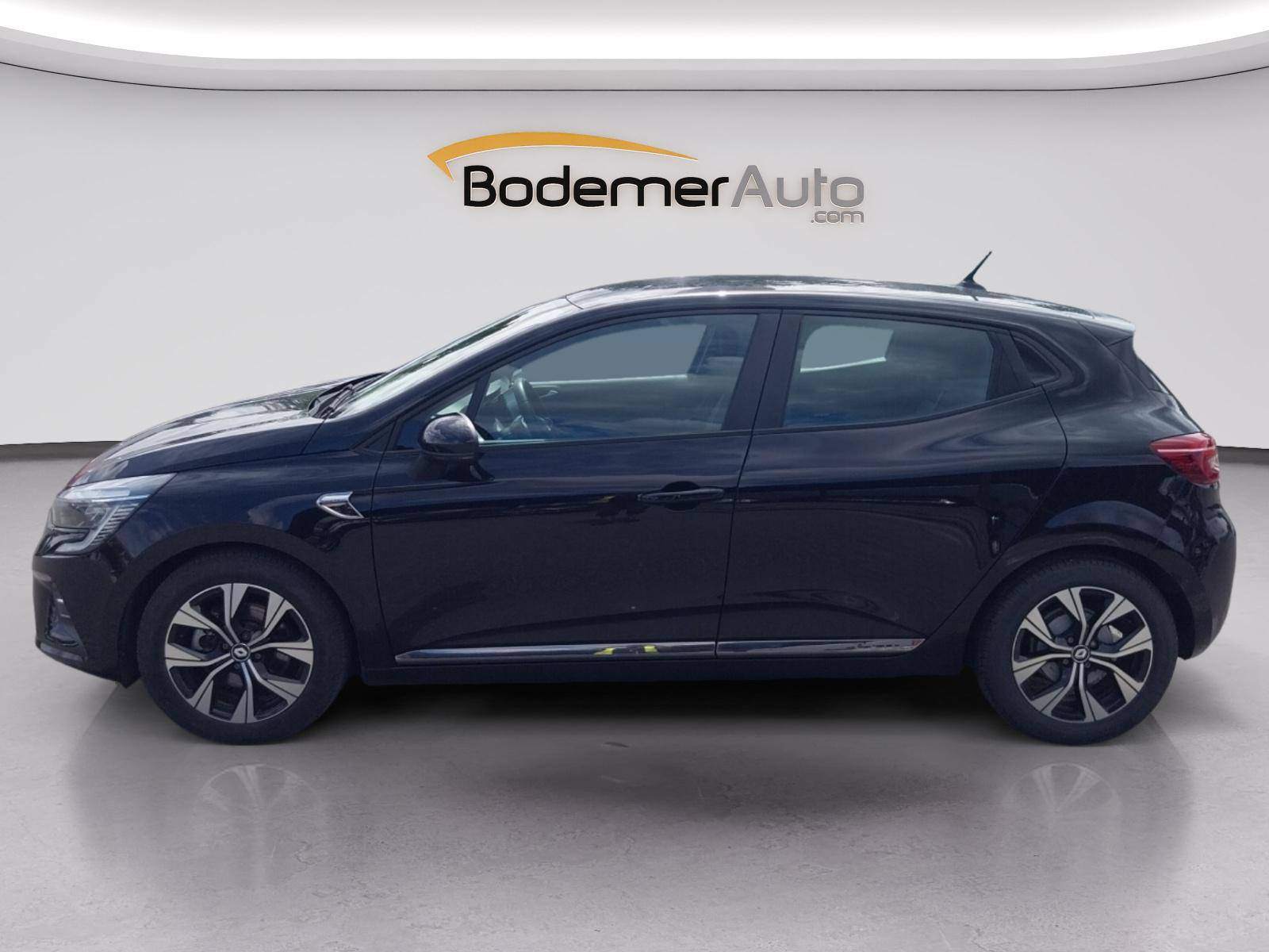 Vente en ligne Renault Clio 5 Clio E-Tech 140 - 21N au prix de 15 890 €