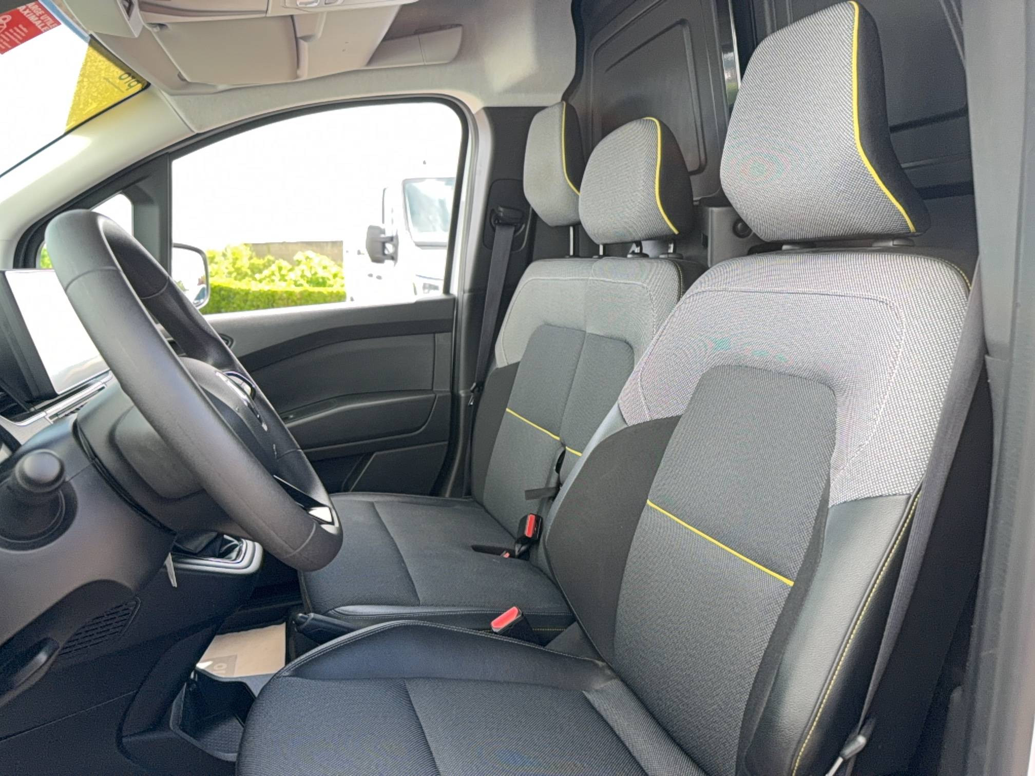 Renault Kangoo Van  BLUE DCI 95 occasion de 2024 en vente à Flers