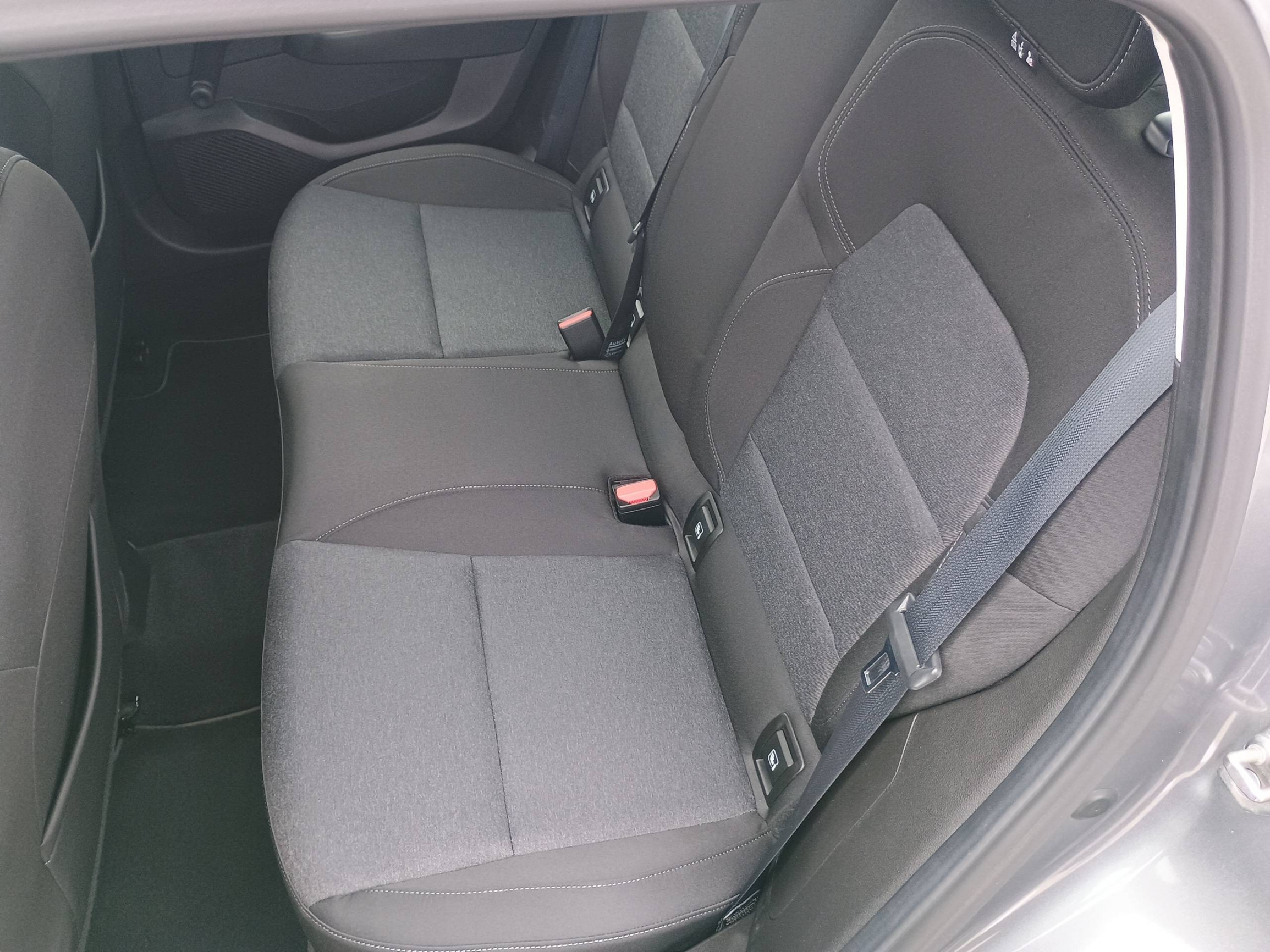 Vente en ligne Renault Clio 5 Clio TCe 90 au prix de 13 790 €